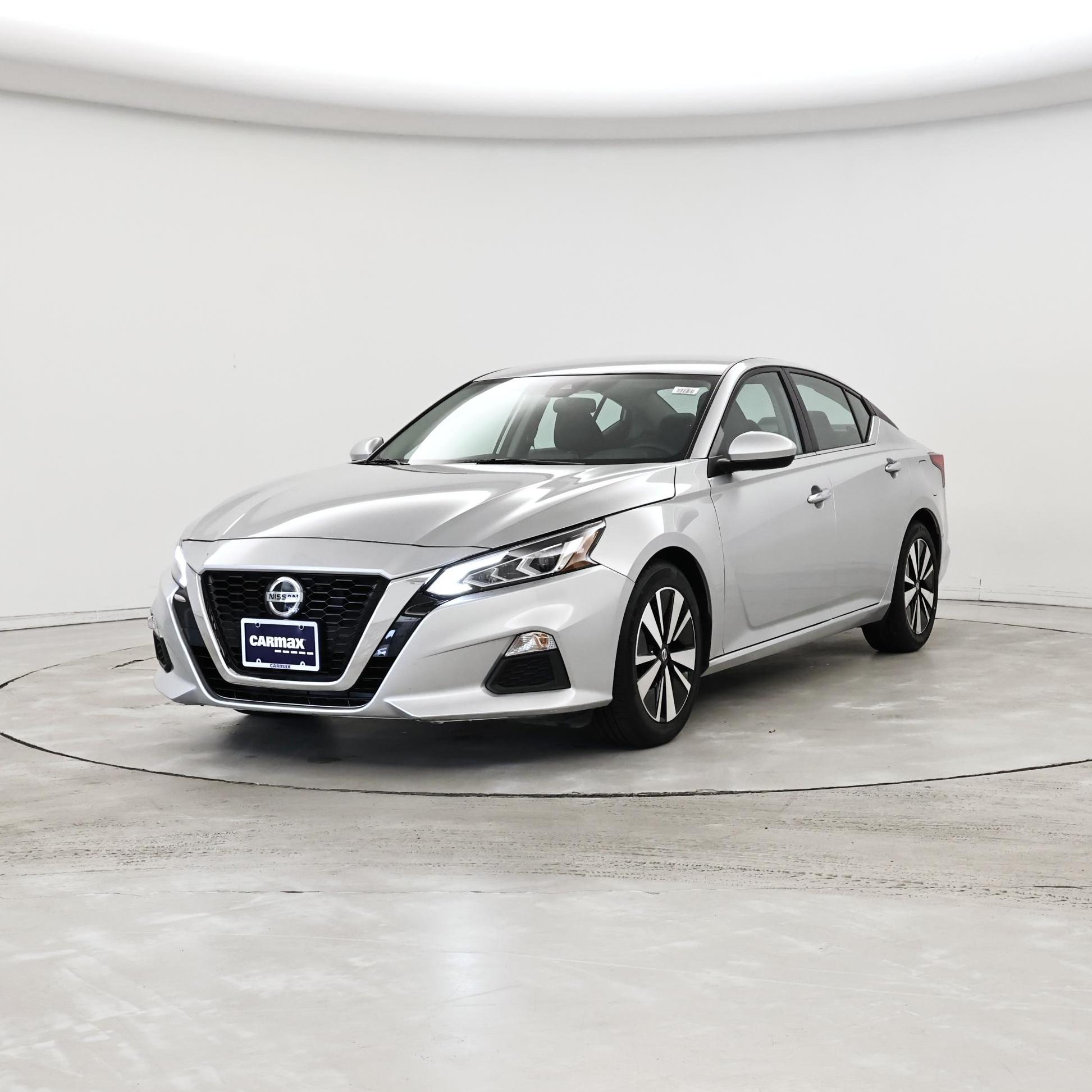 Thumbnail: 2022 Nissan Altima - 4