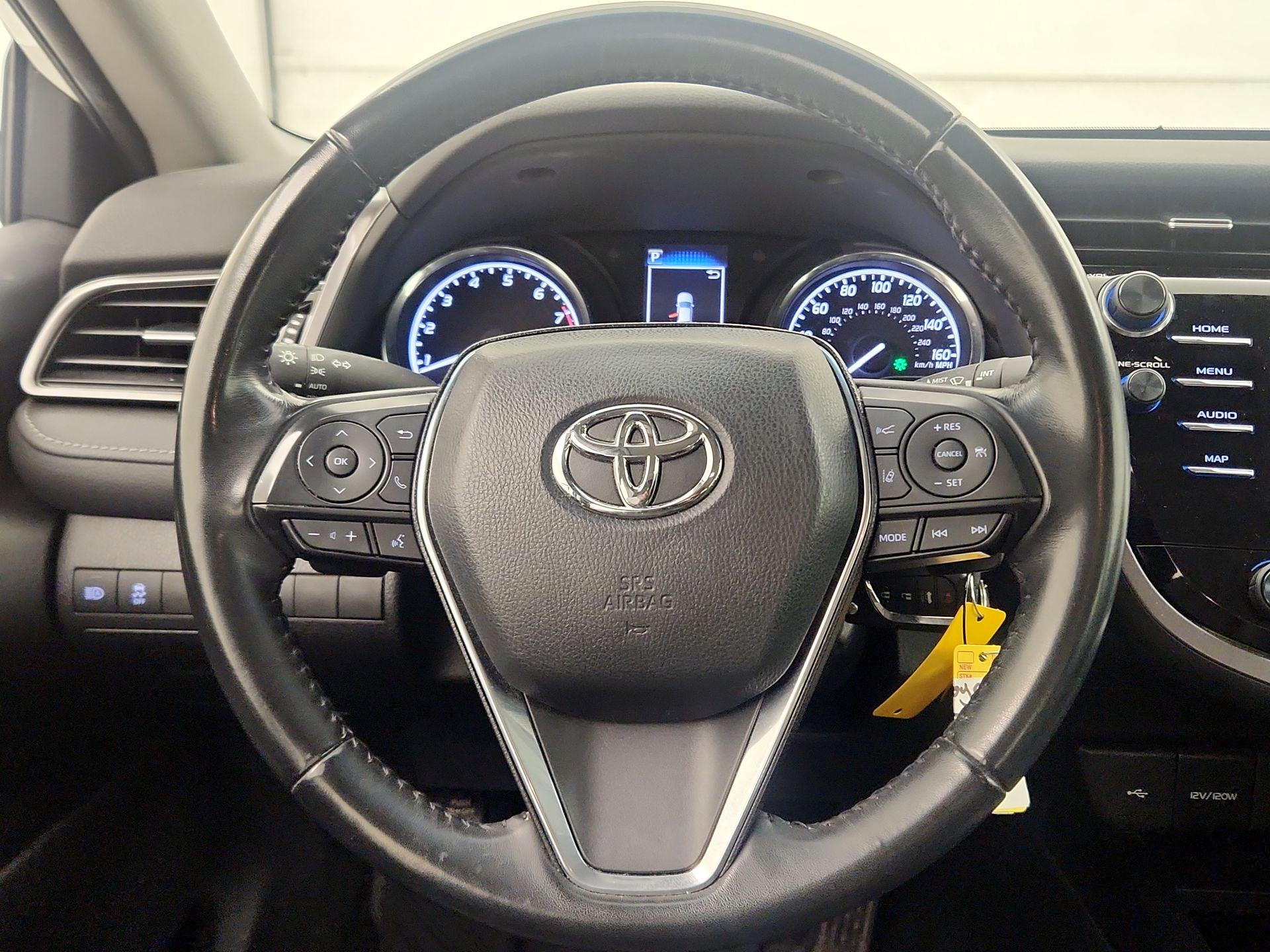 Thumbnail: 2020 Toyota Camry - 10