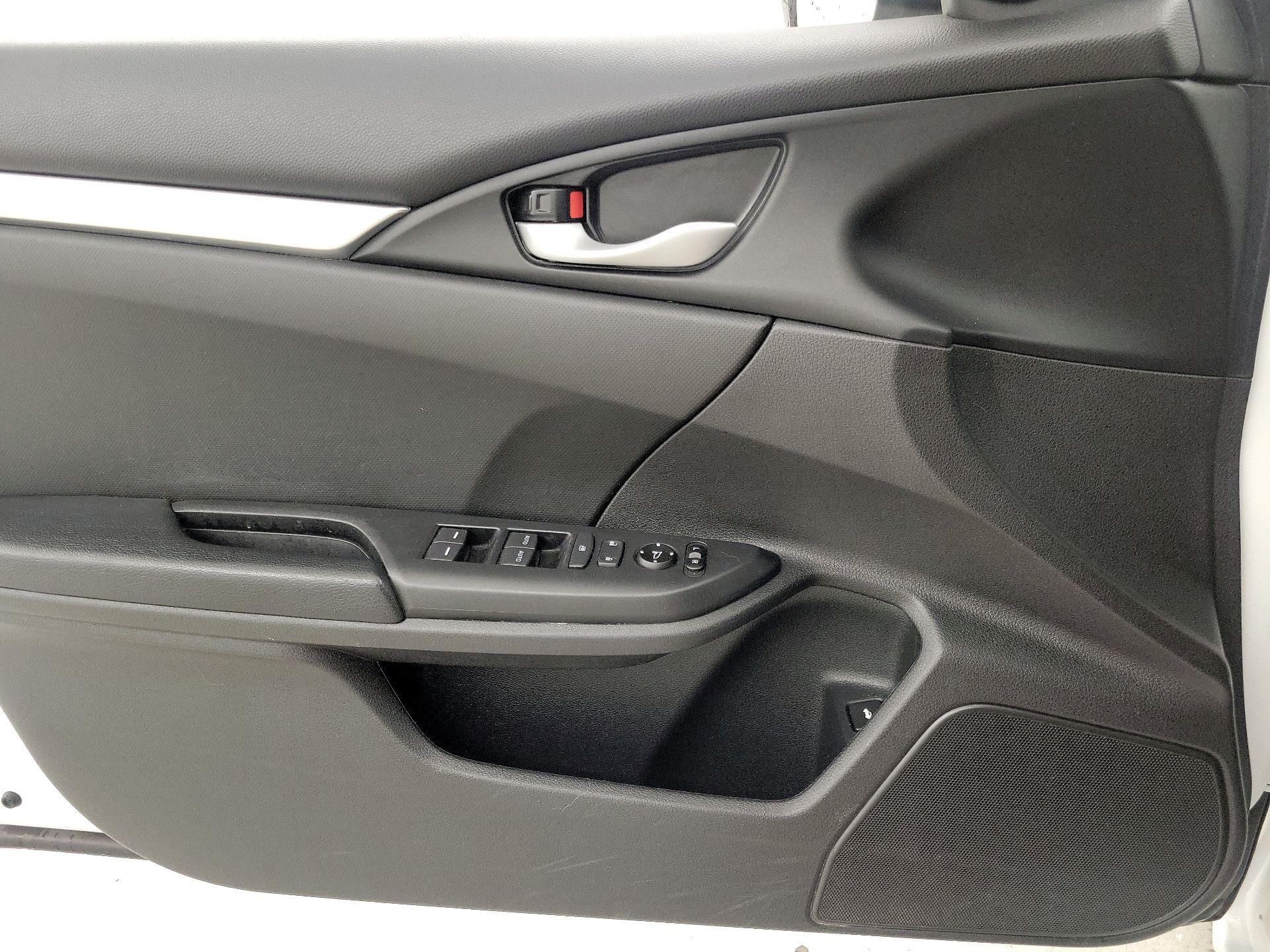 Thumbnail: 2020 Honda Civic - 12