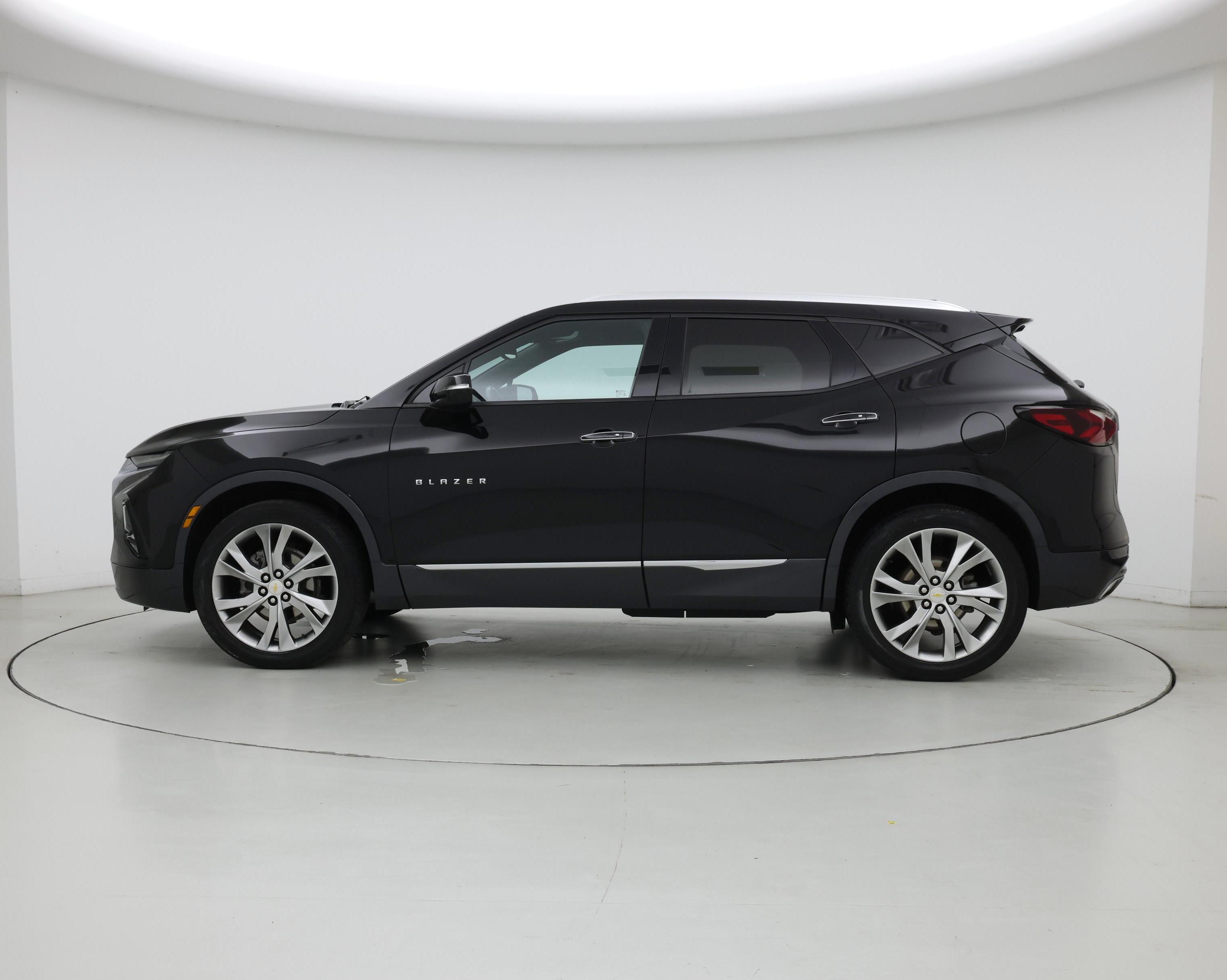 Thumbnail: 2022 Chevrolet Blazer - 3