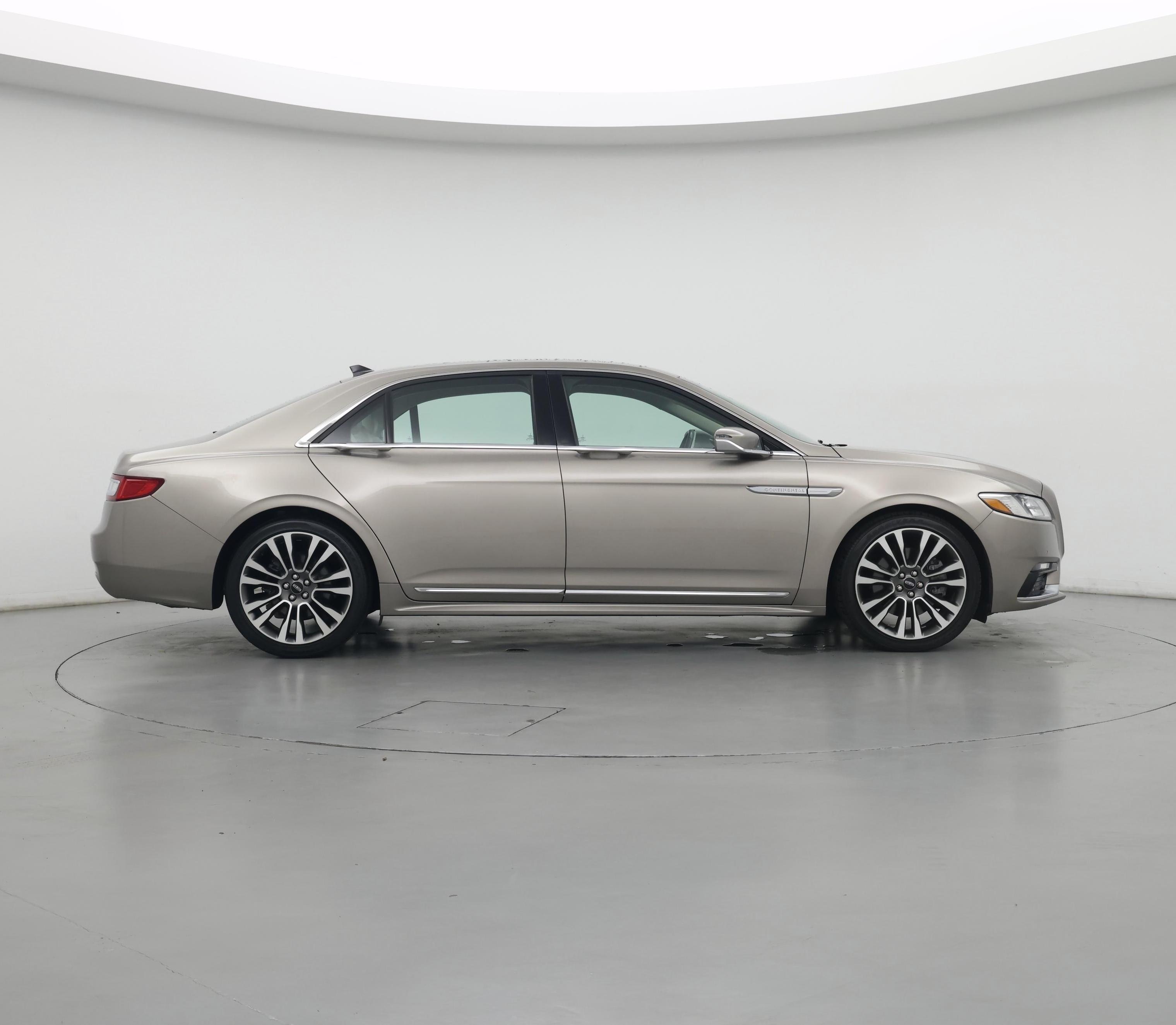 Thumbnail: 2020 Lincoln Continental - 7