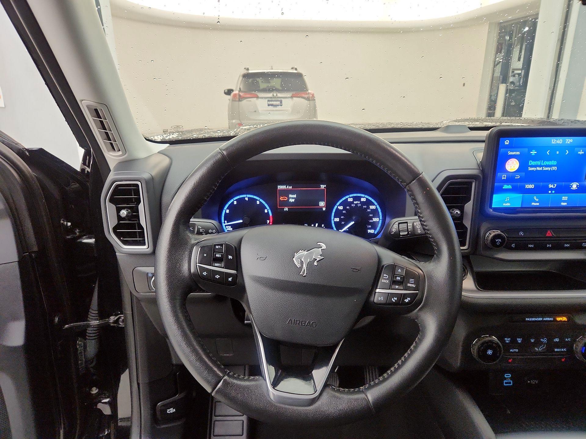 Thumbnail: 2022 Ford Bronco Sport - 10
