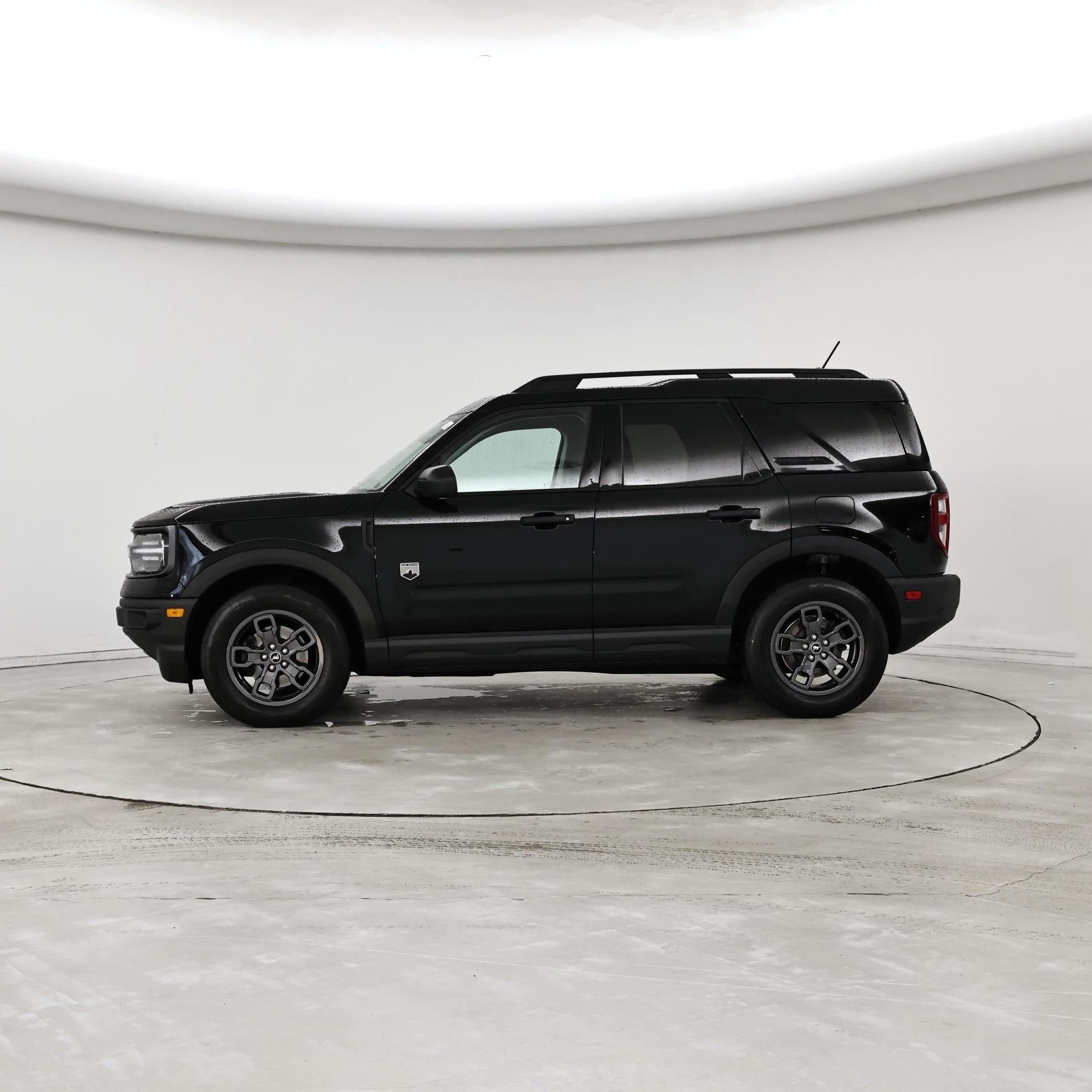 Thumbnail: 2022 Ford Bronco Sport - 3