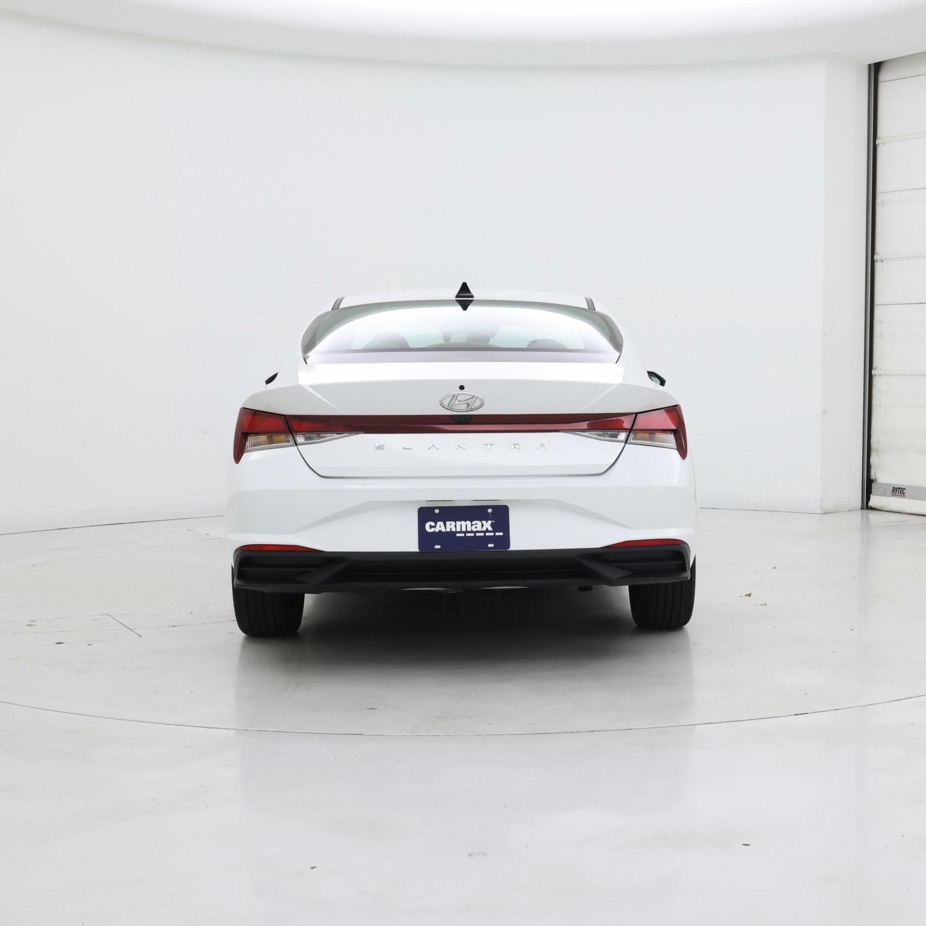 Thumbnail: 2023 Hyundai Elantra - 6