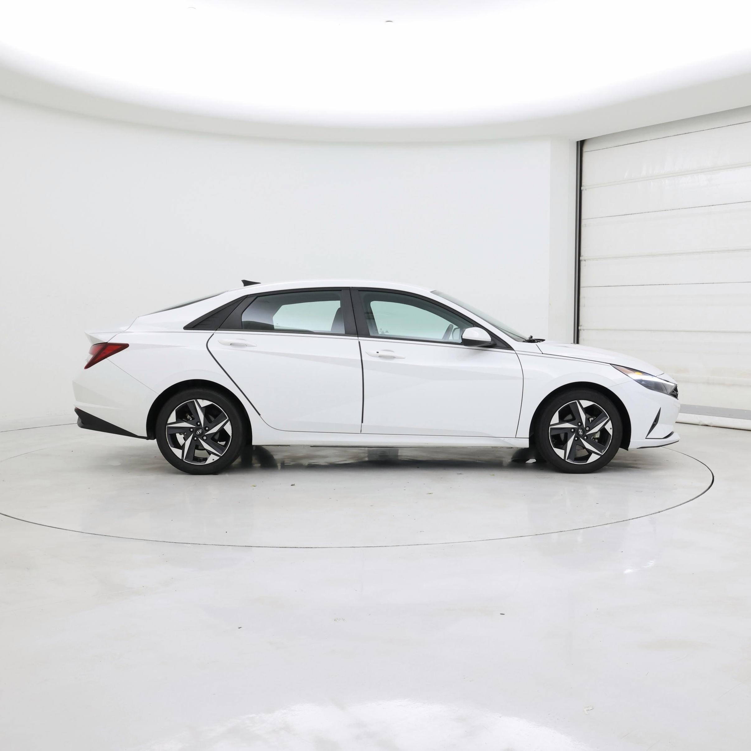 Thumbnail: 2023 Hyundai Elantra - 7