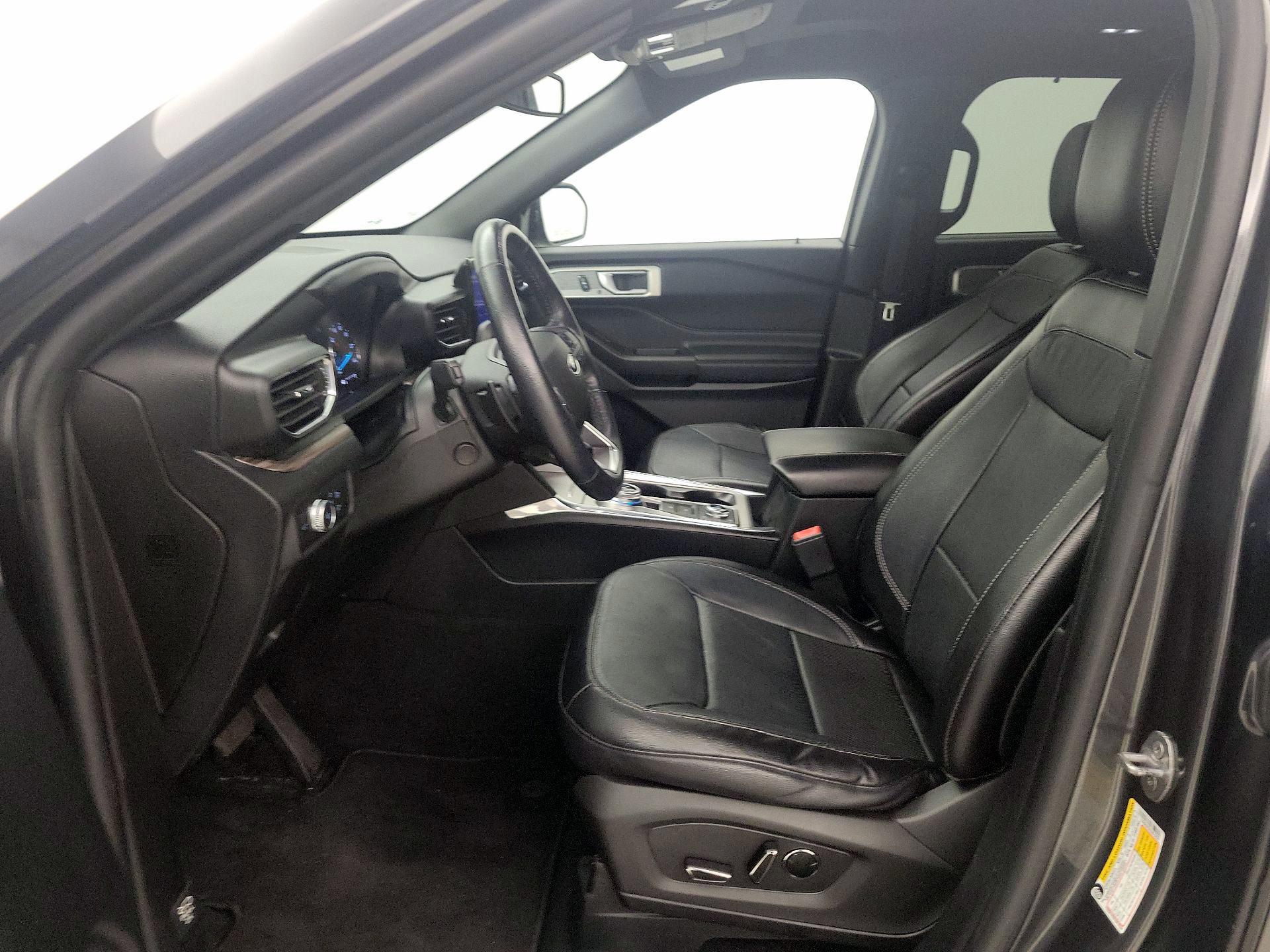 Thumbnail: 2020 Ford Explorer - 11