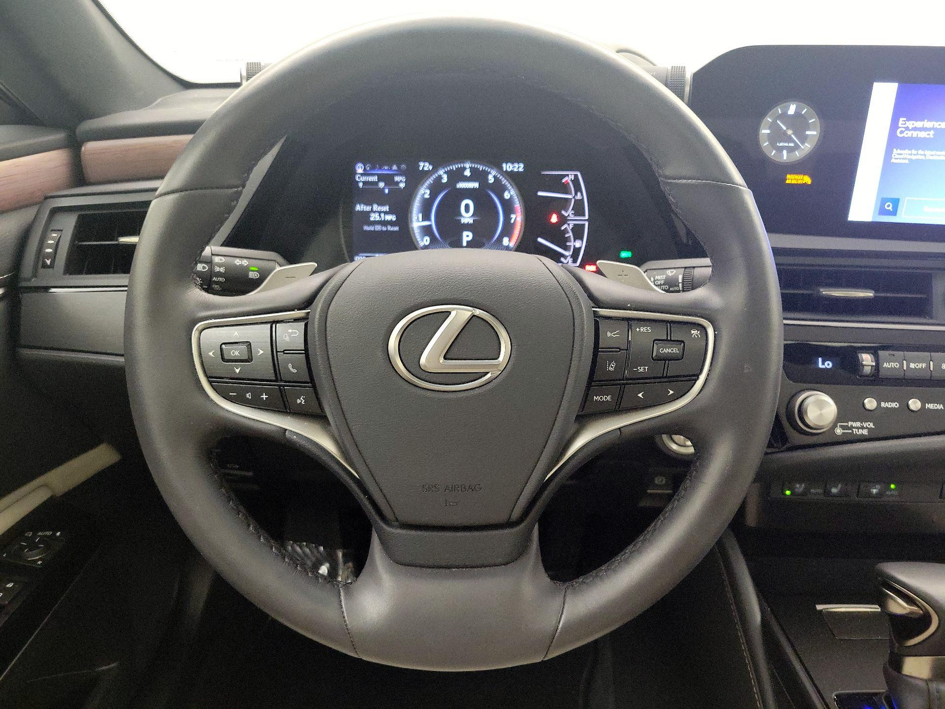 Thumbnail: 2023 Lexus ES - 10