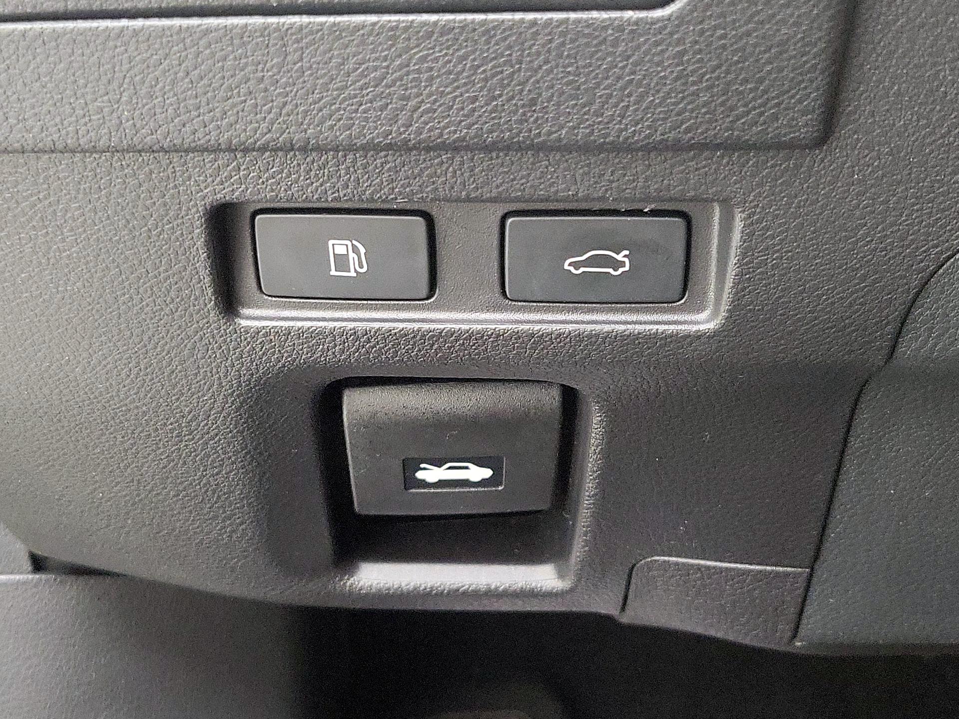 Thumbnail: 2023 Lexus ES - 13