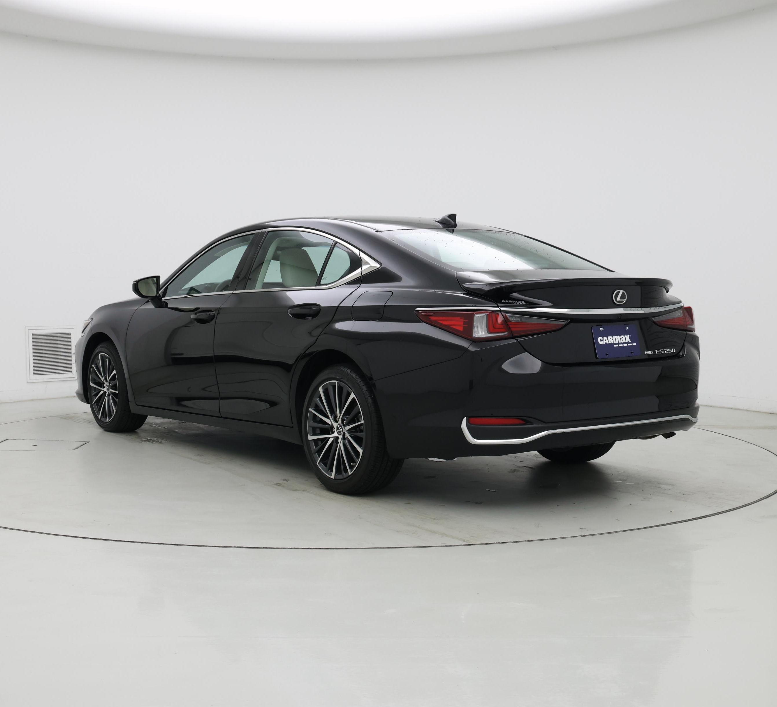 Thumbnail: 2023 Lexus ES - 2