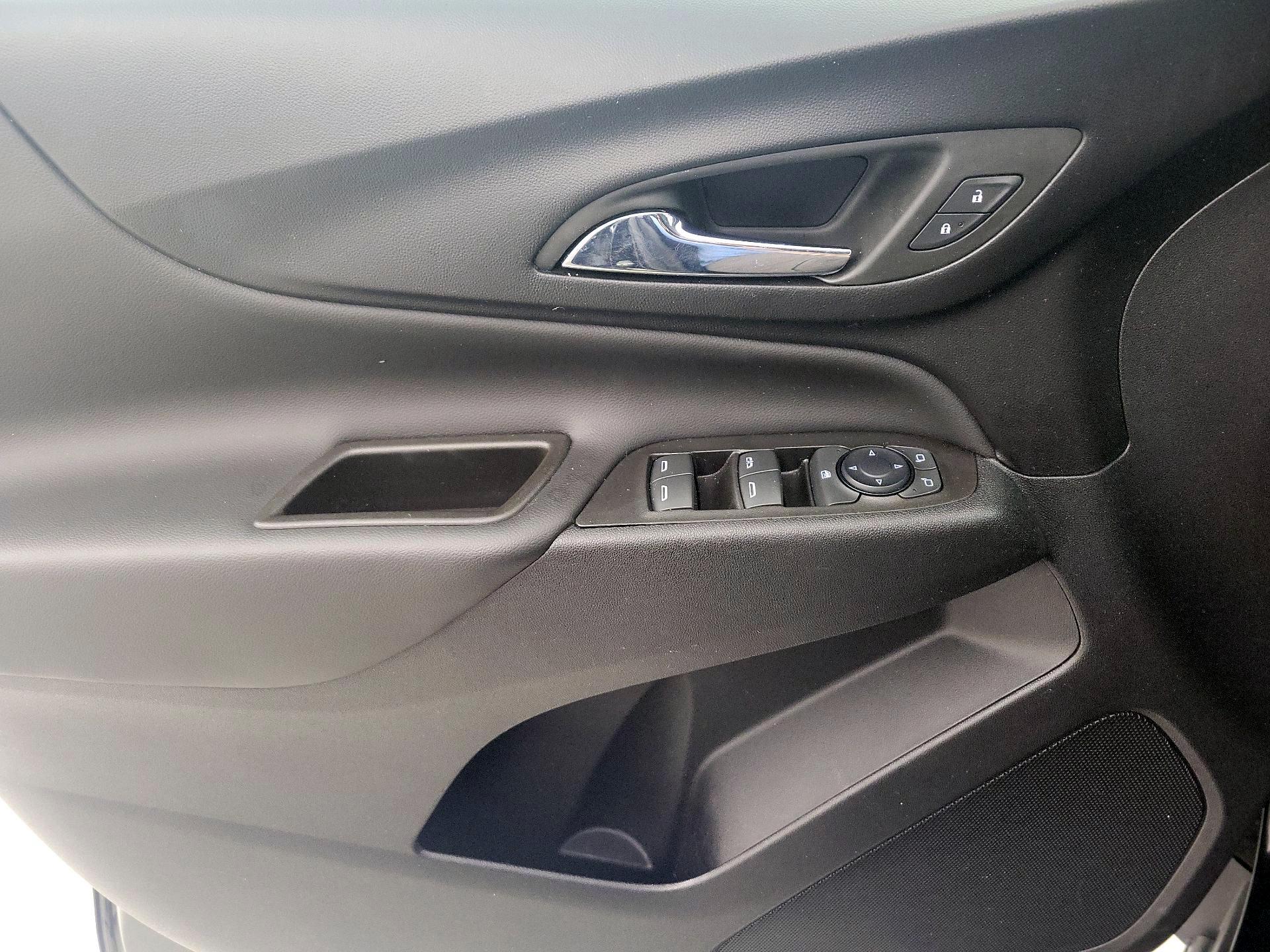 Thumbnail: 2023 Chevrolet Equinox - 12