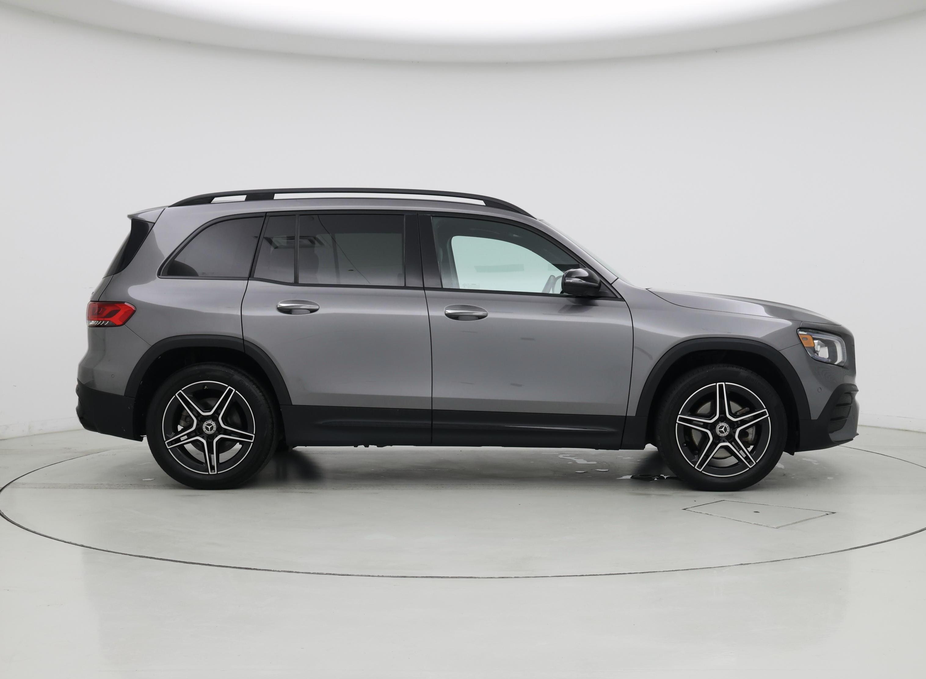 Thumbnail: 2022 Mercedes-Benz GLB - 7