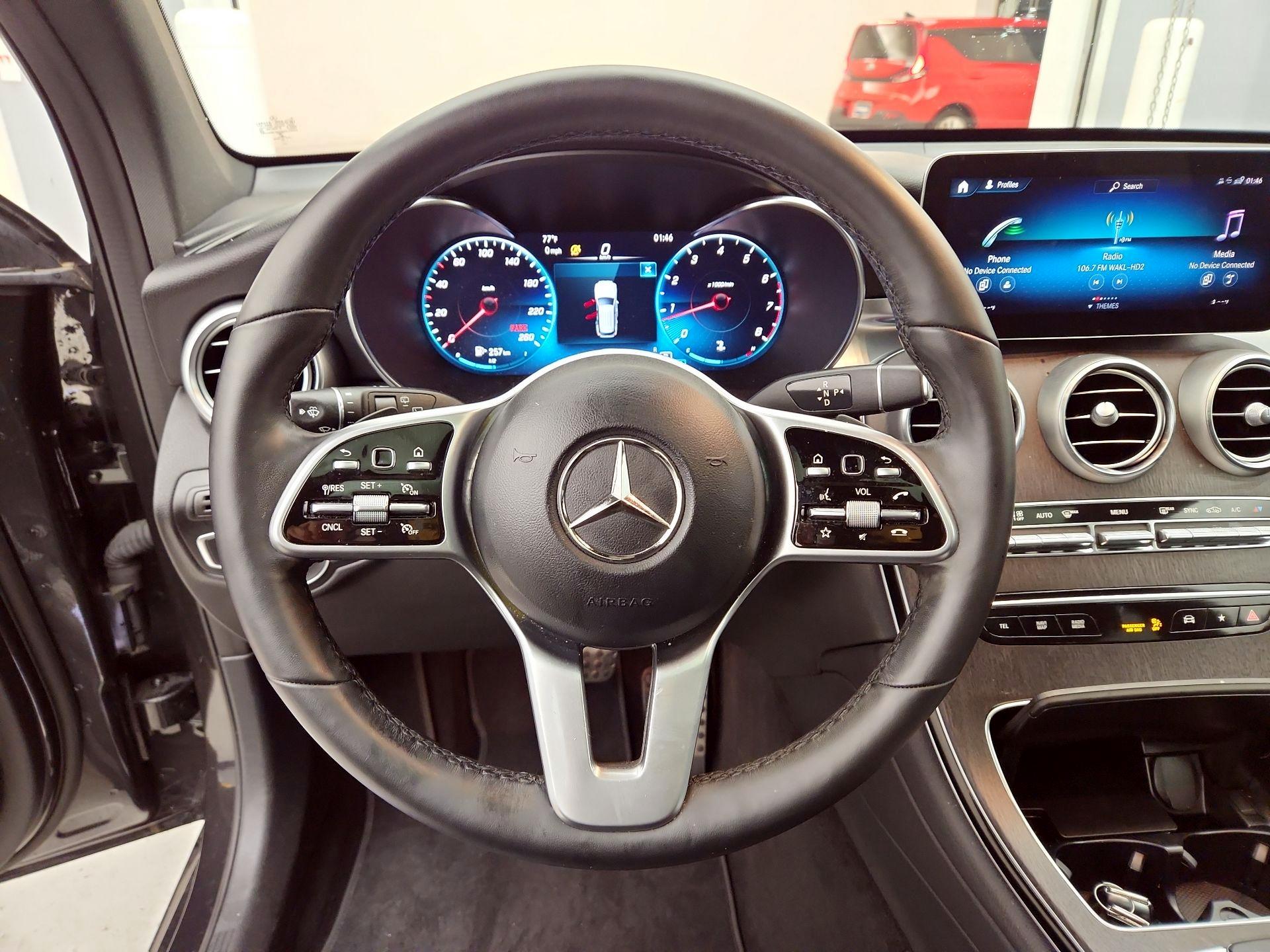Thumbnail: 2022 Mercedes-Benz GLC - 10