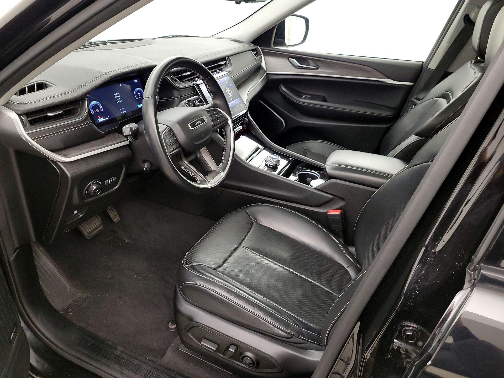 Thumbnail: 2021 Jeep Grand Cherokee L - 11