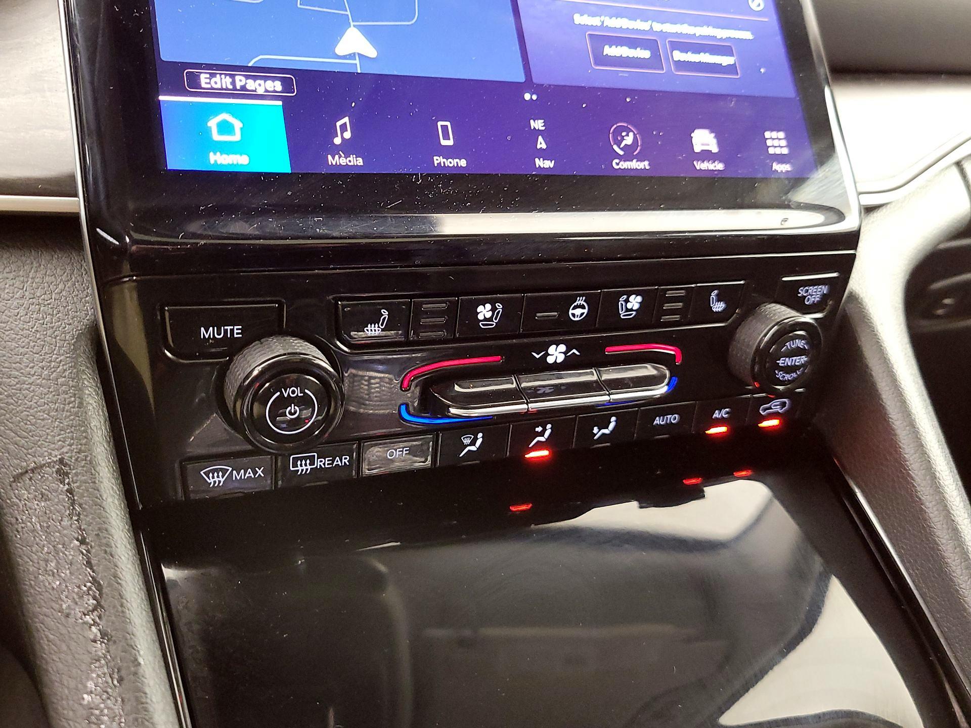 Thumbnail: 2021 Jeep Grand Cherokee L - 17