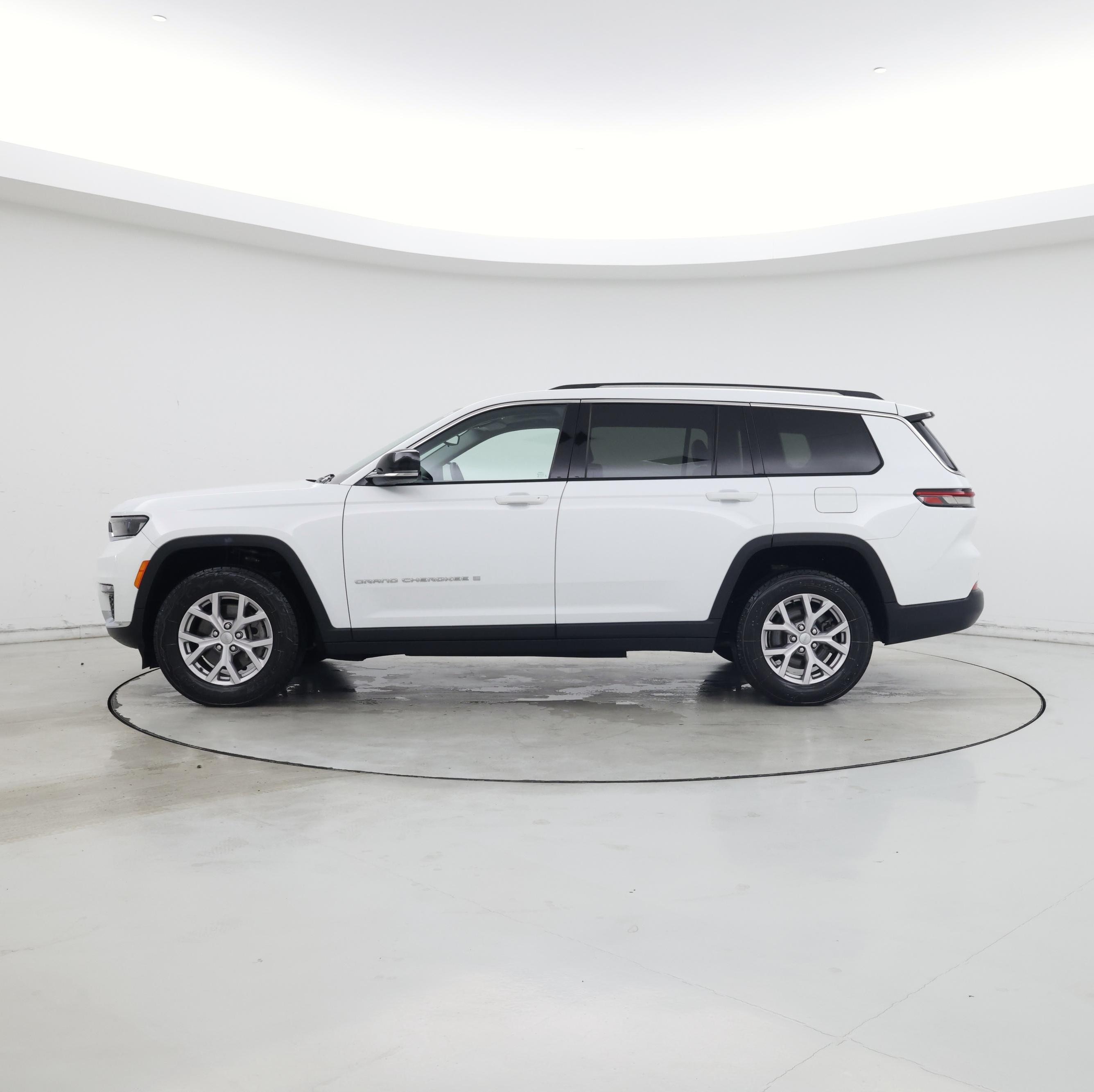Thumbnail: 2021 Jeep Grand Cherokee L - 3
