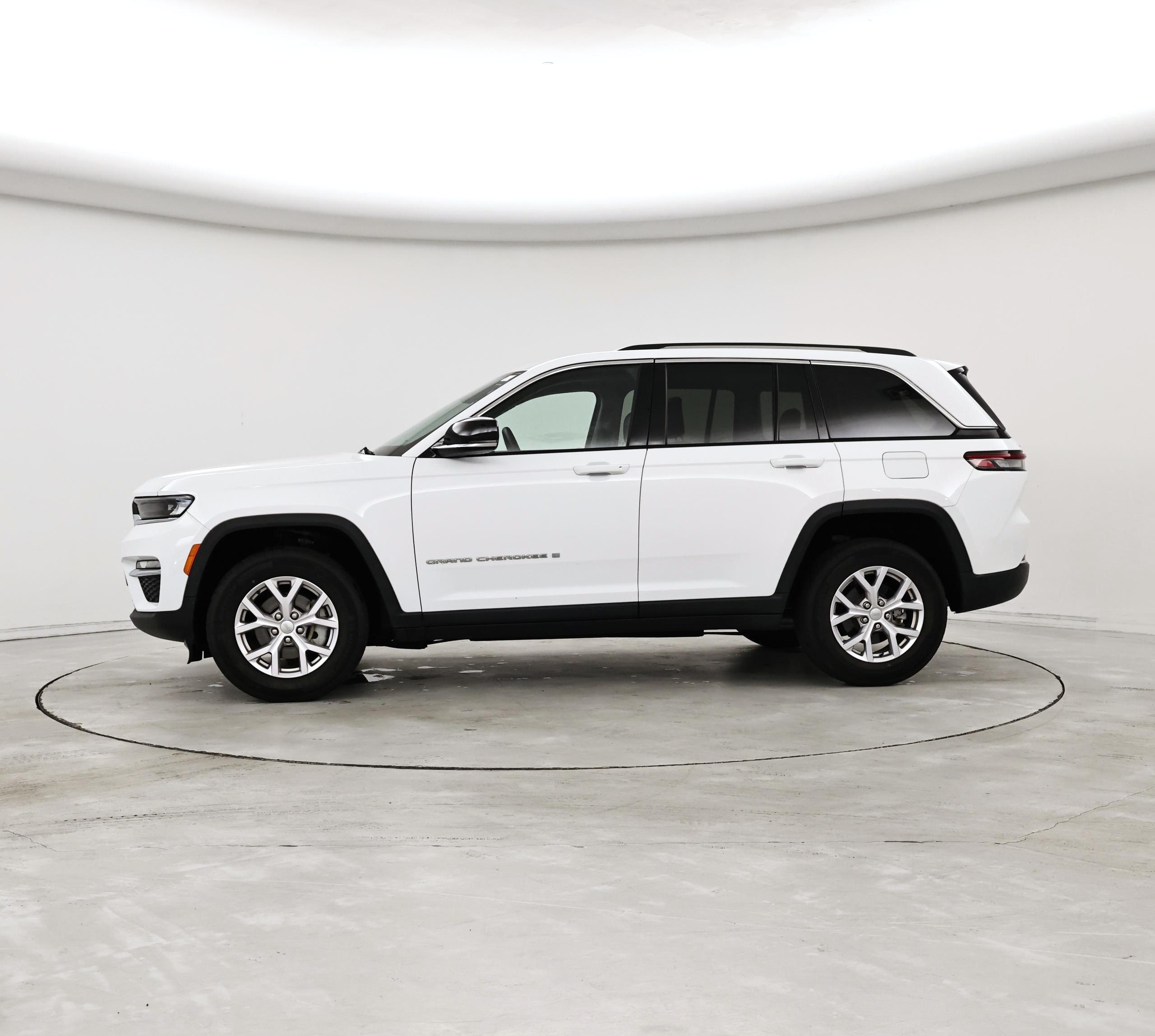Thumbnail: 2022 Jeep Grand Cherokee - 3