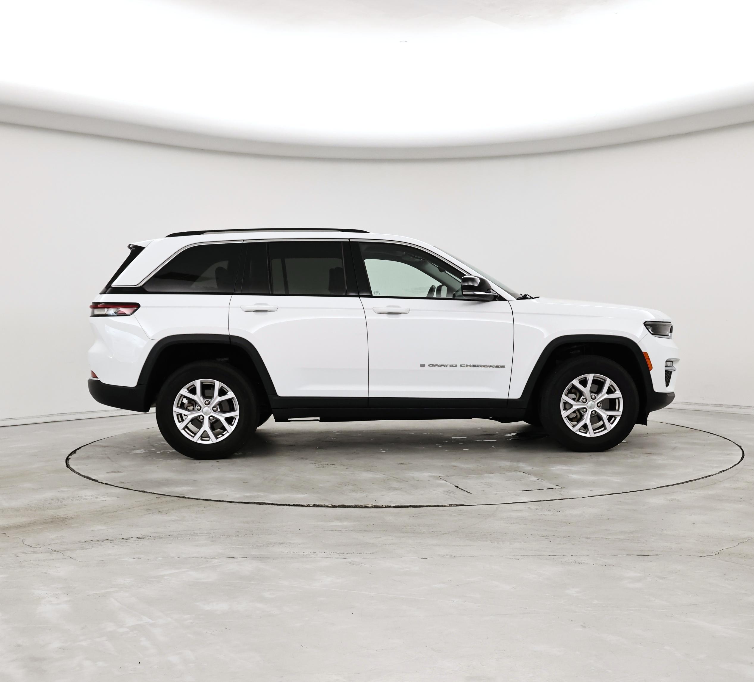 Thumbnail: 2022 Jeep Grand Cherokee - 7