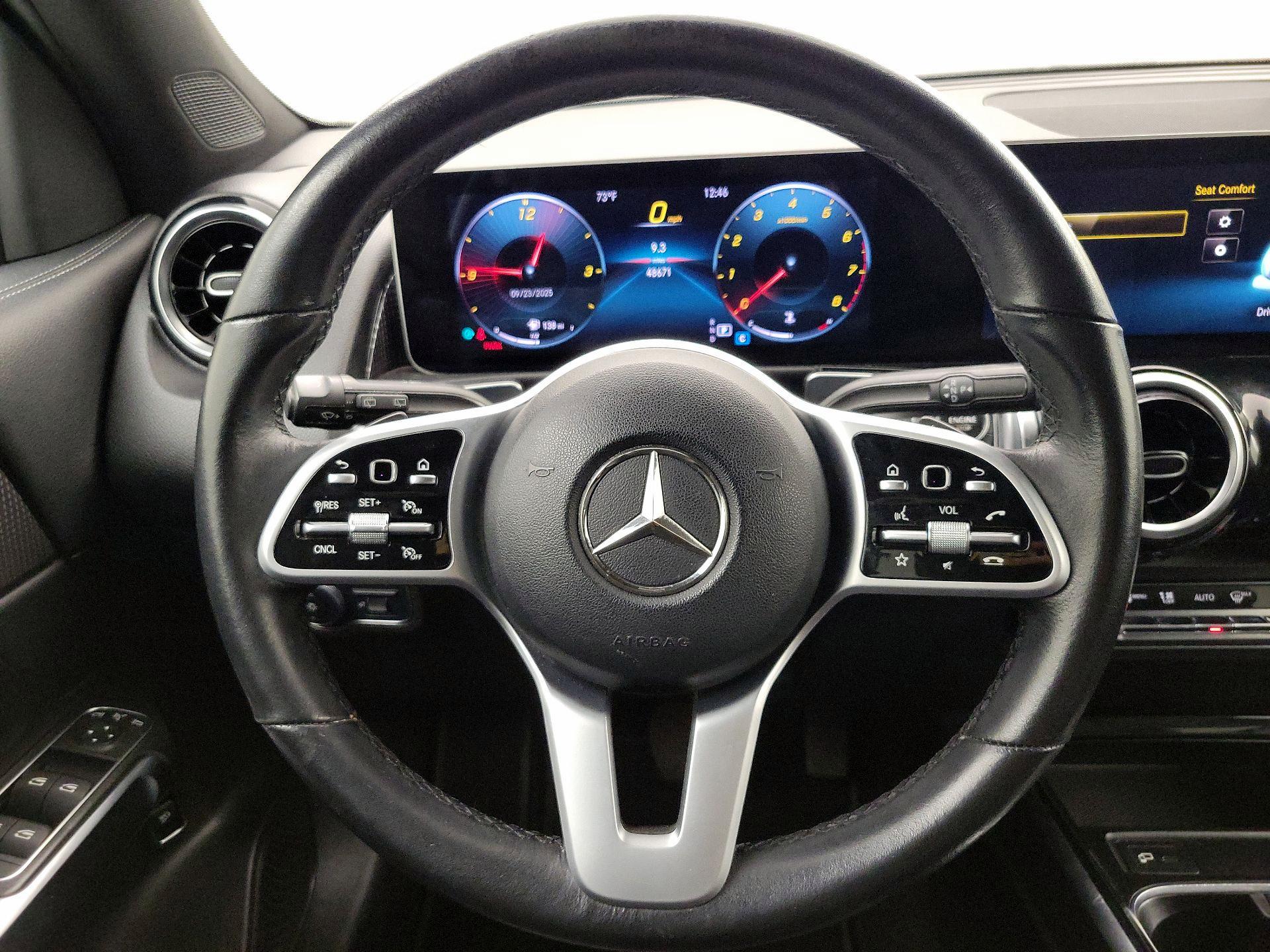 Thumbnail: 2020 Mercedes-Benz GLB - 10