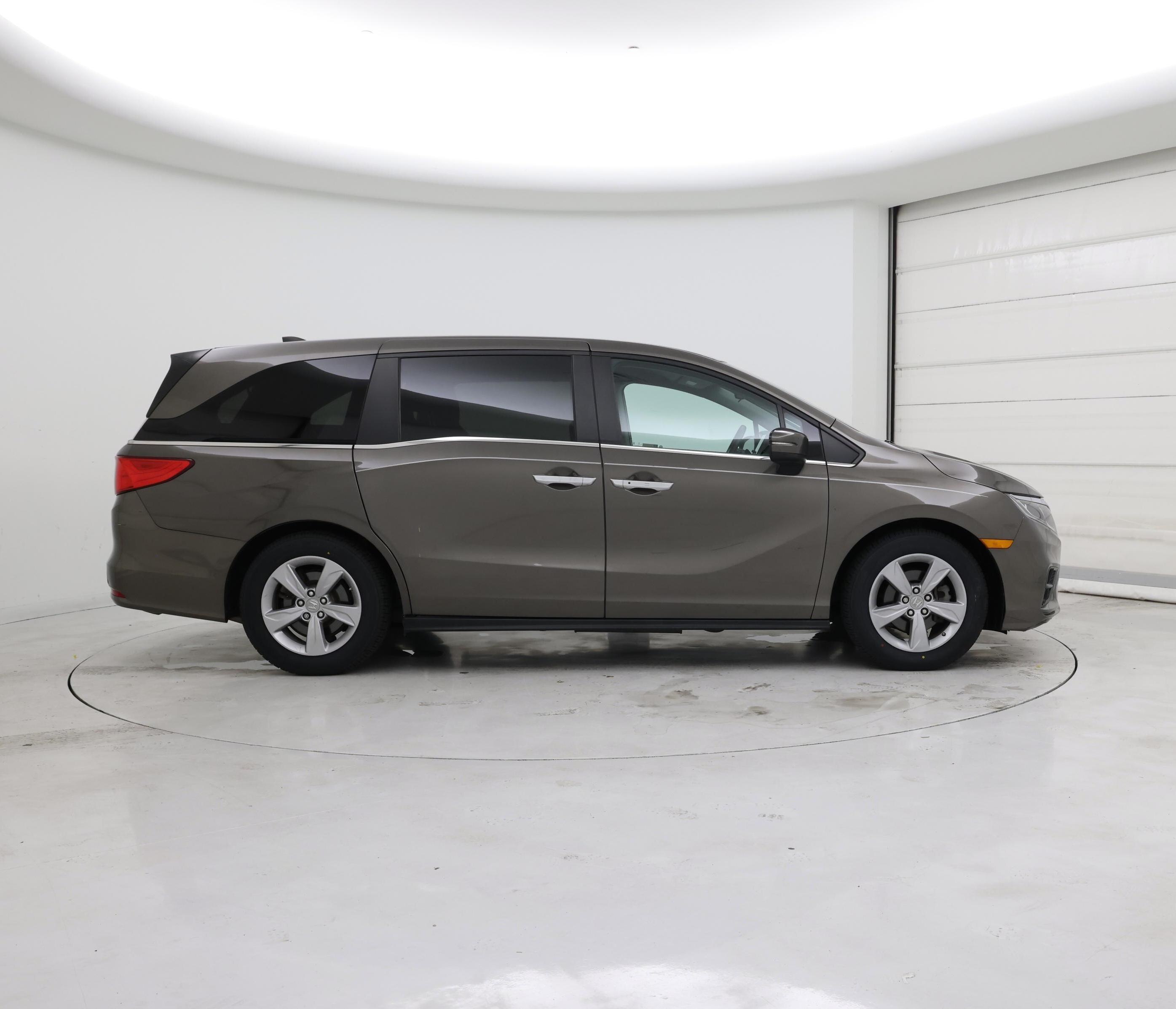 Thumbnail: 2020 Honda Odyssey - 7