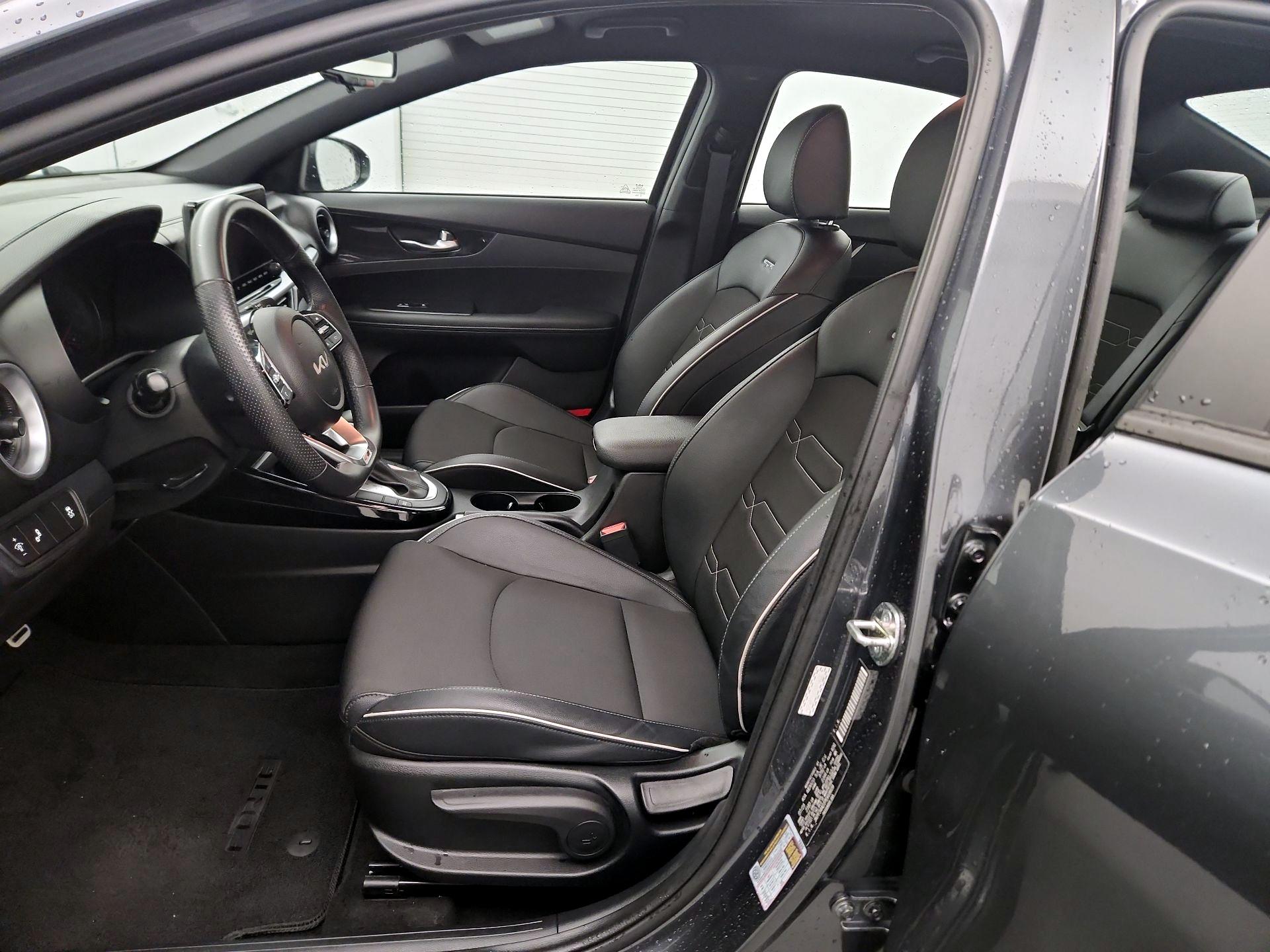 Thumbnail: 2023 Kia Forte - 11