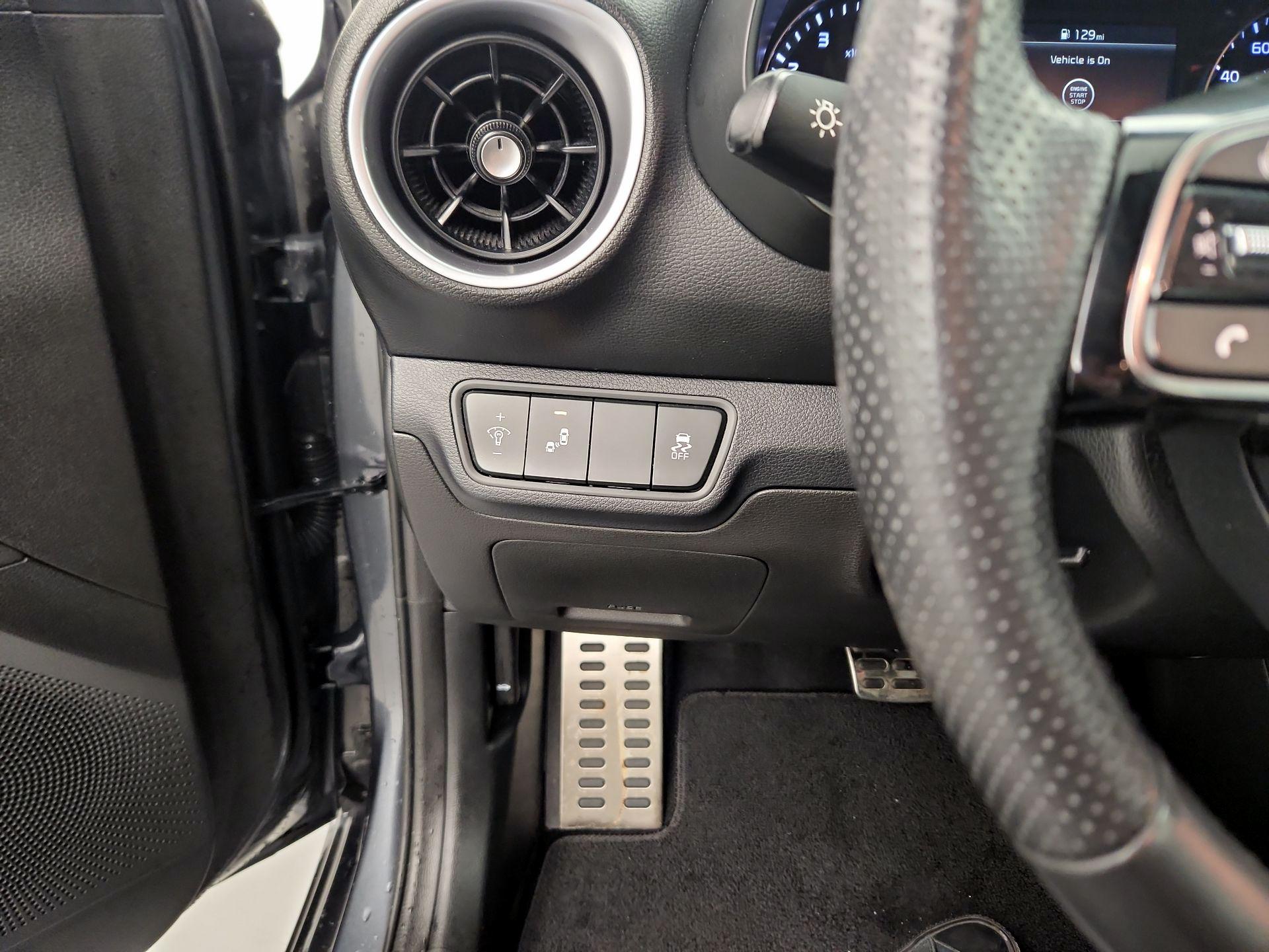 Thumbnail: 2023 Kia Forte - 13