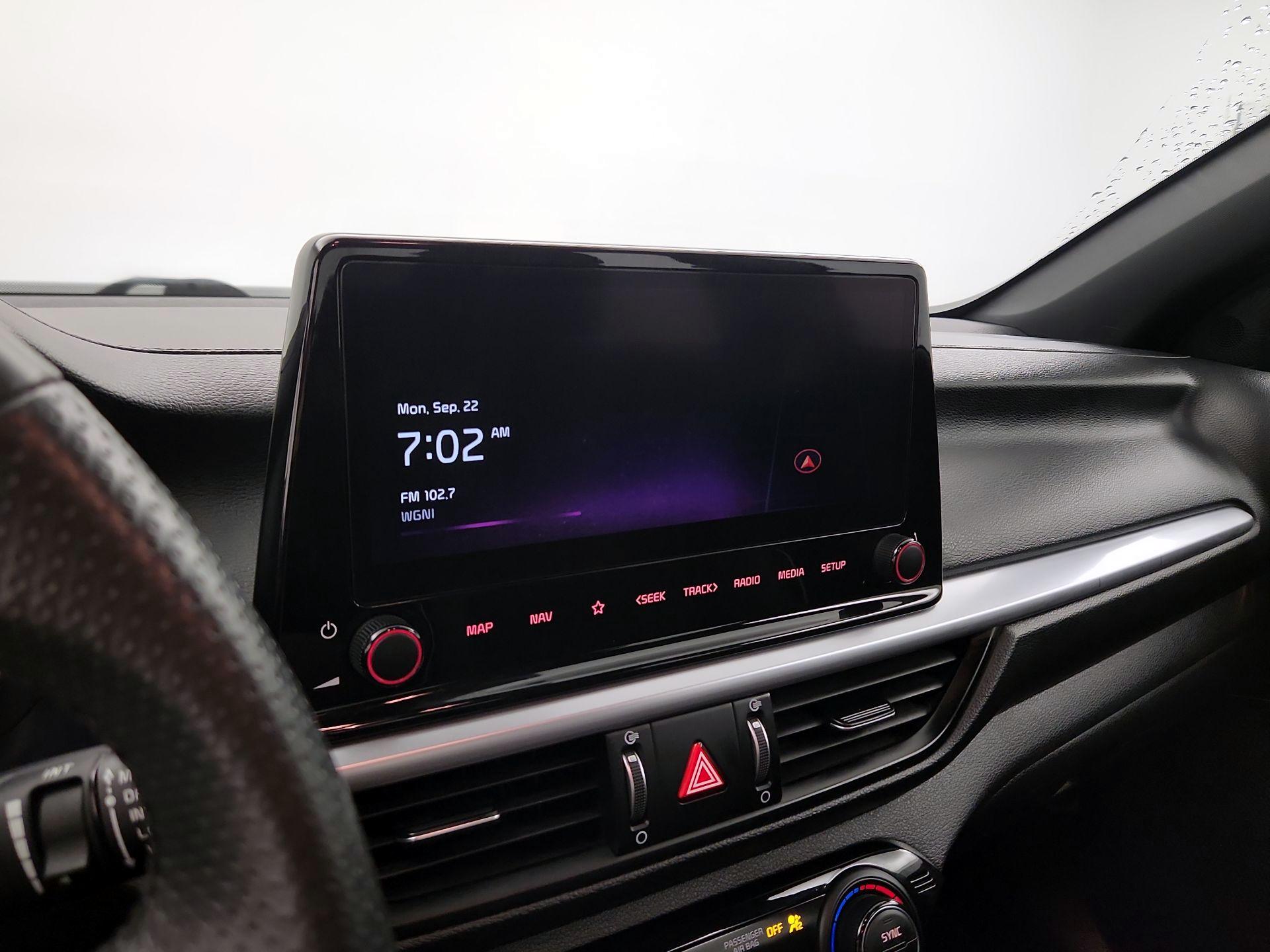 Thumbnail: 2023 Kia Forte - 16