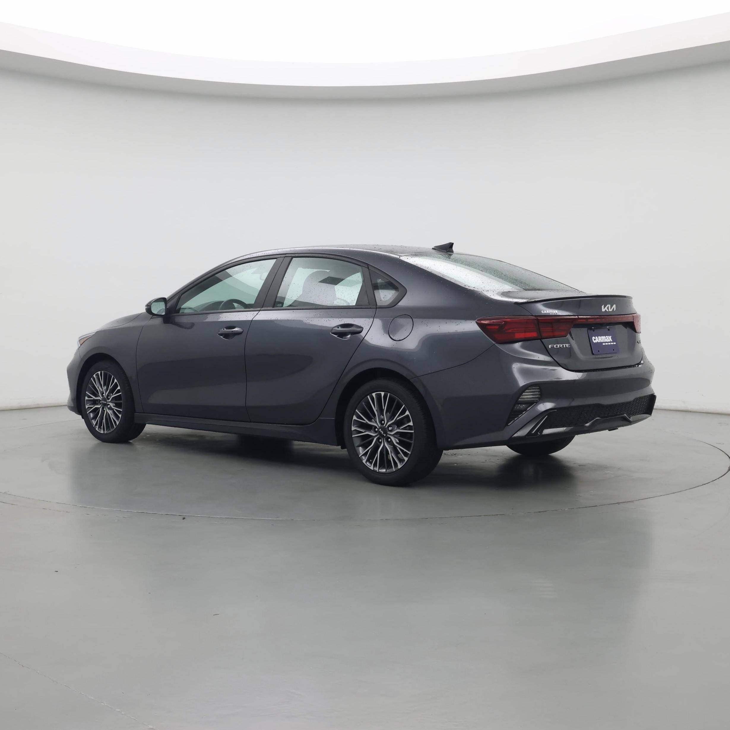 Thumbnail: 2023 Kia Forte - 3