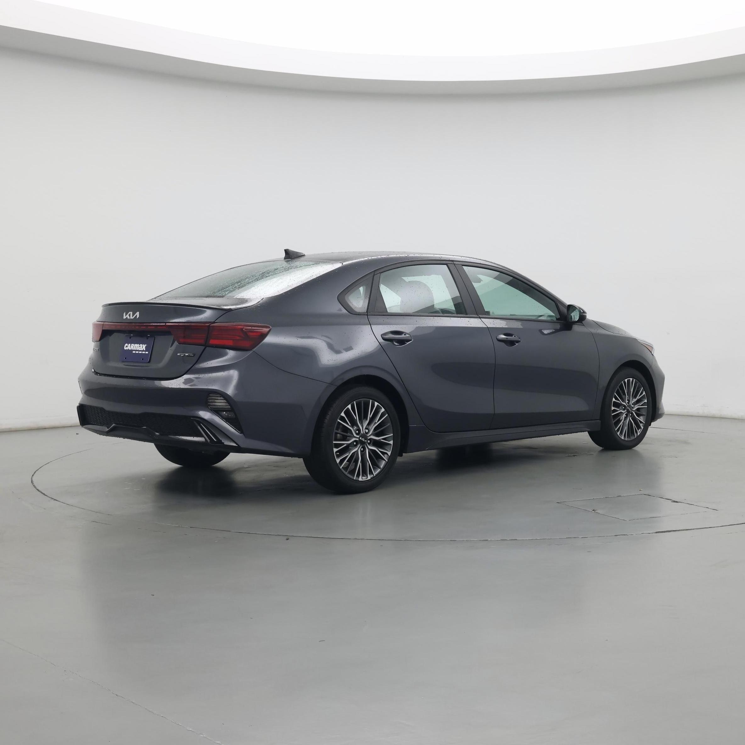 Thumbnail: 2023 Kia Forte - 8