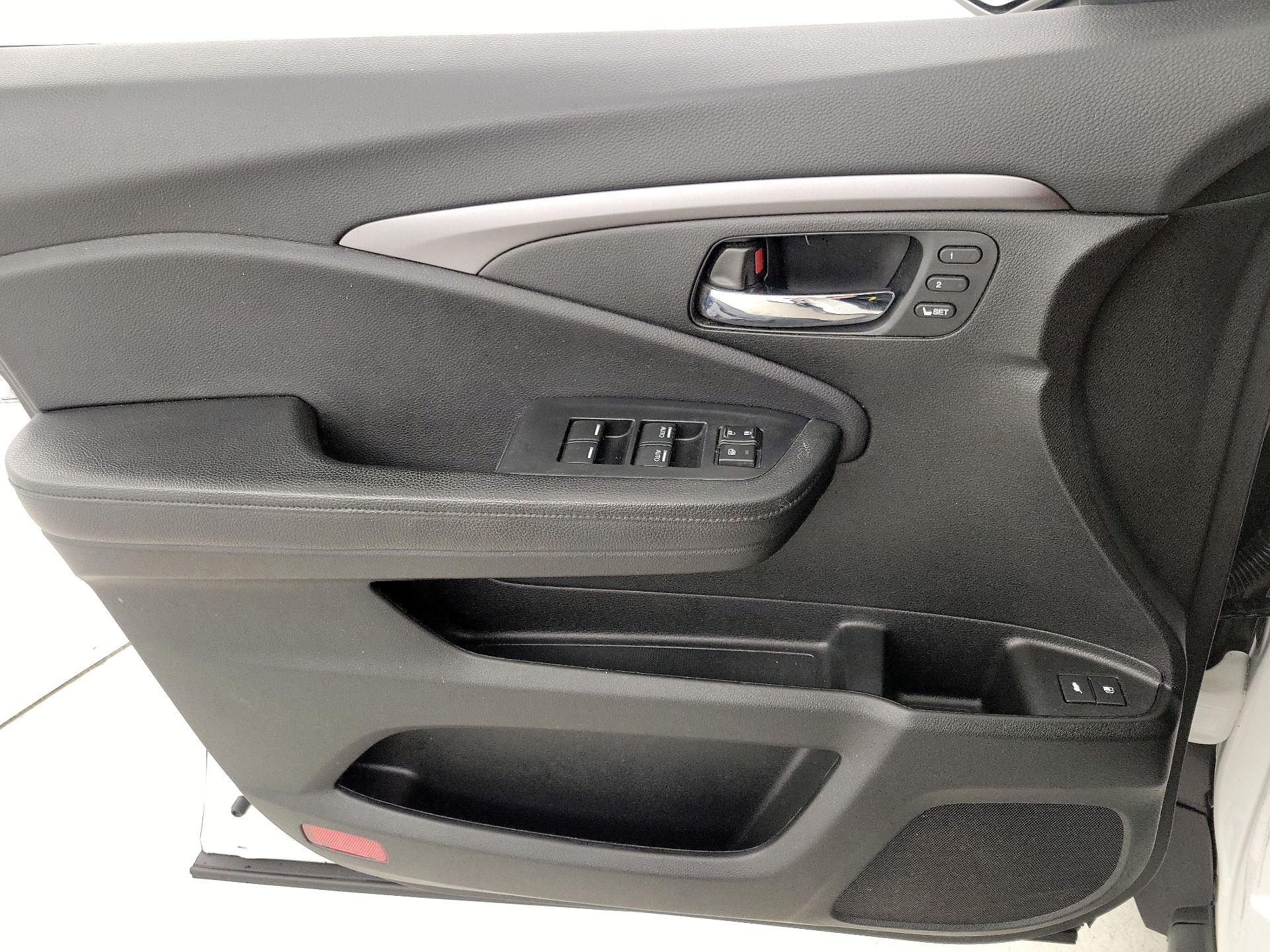 Thumbnail: 2021 Honda Passport - 12