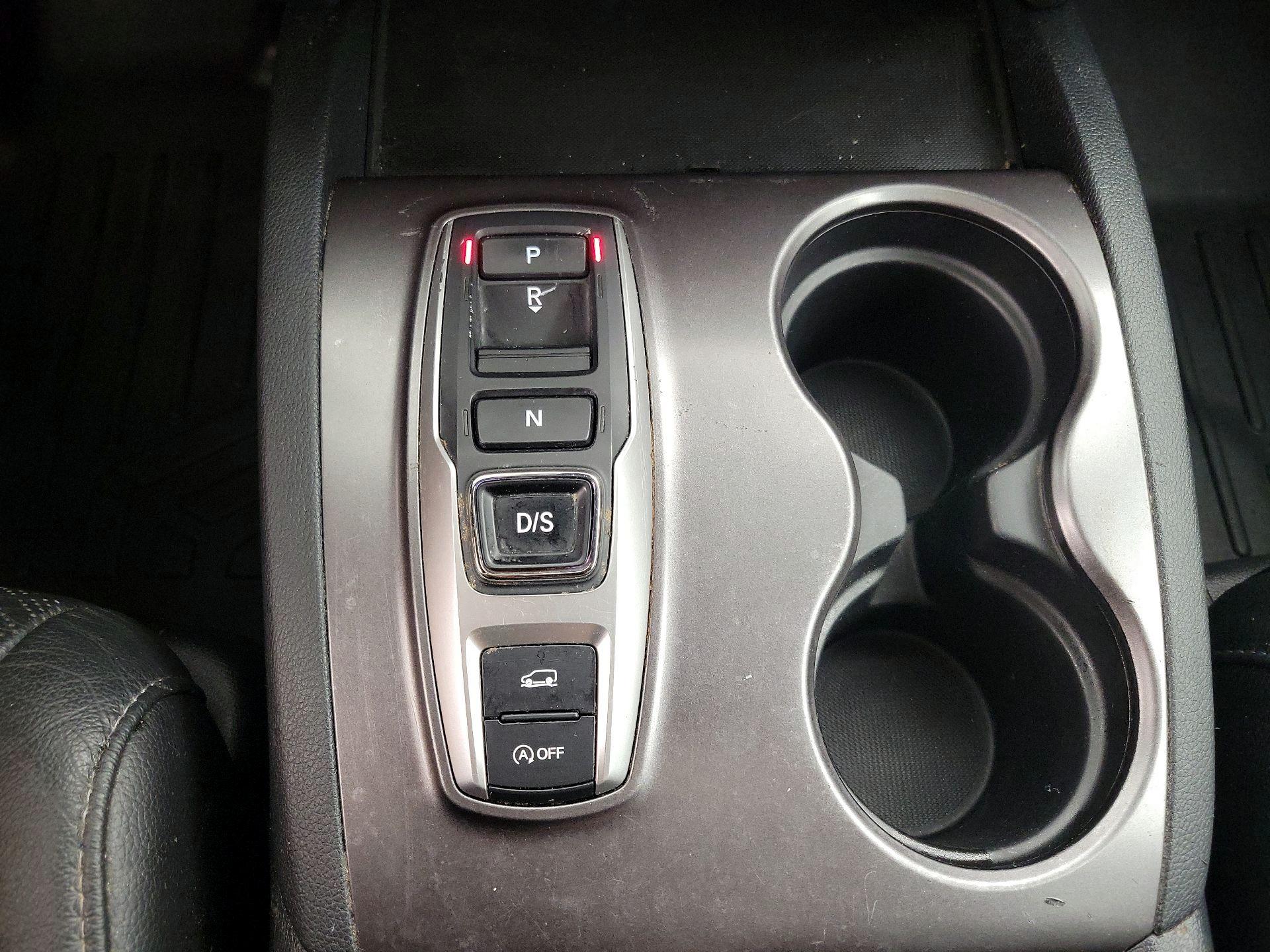 Thumbnail: 2021 Honda Passport - 17