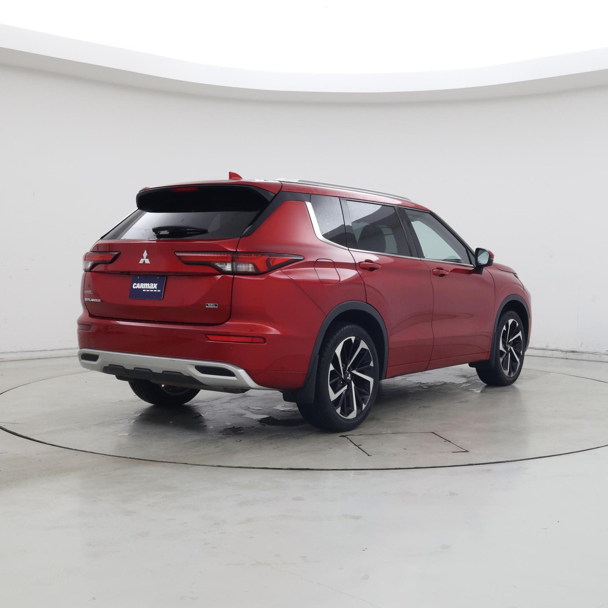 Thumbnail: 2022 Mitsubishi Outlander - 8