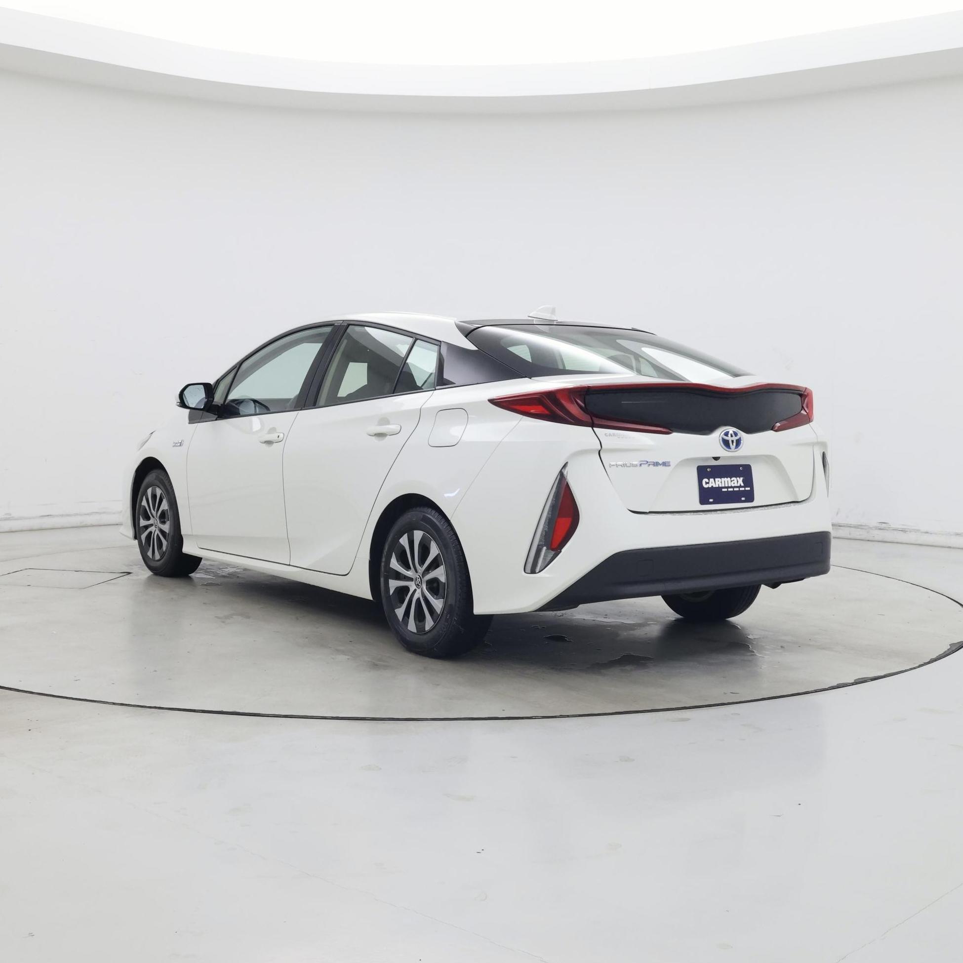 Thumbnail: 2020 Toyota Prius Prime - 2