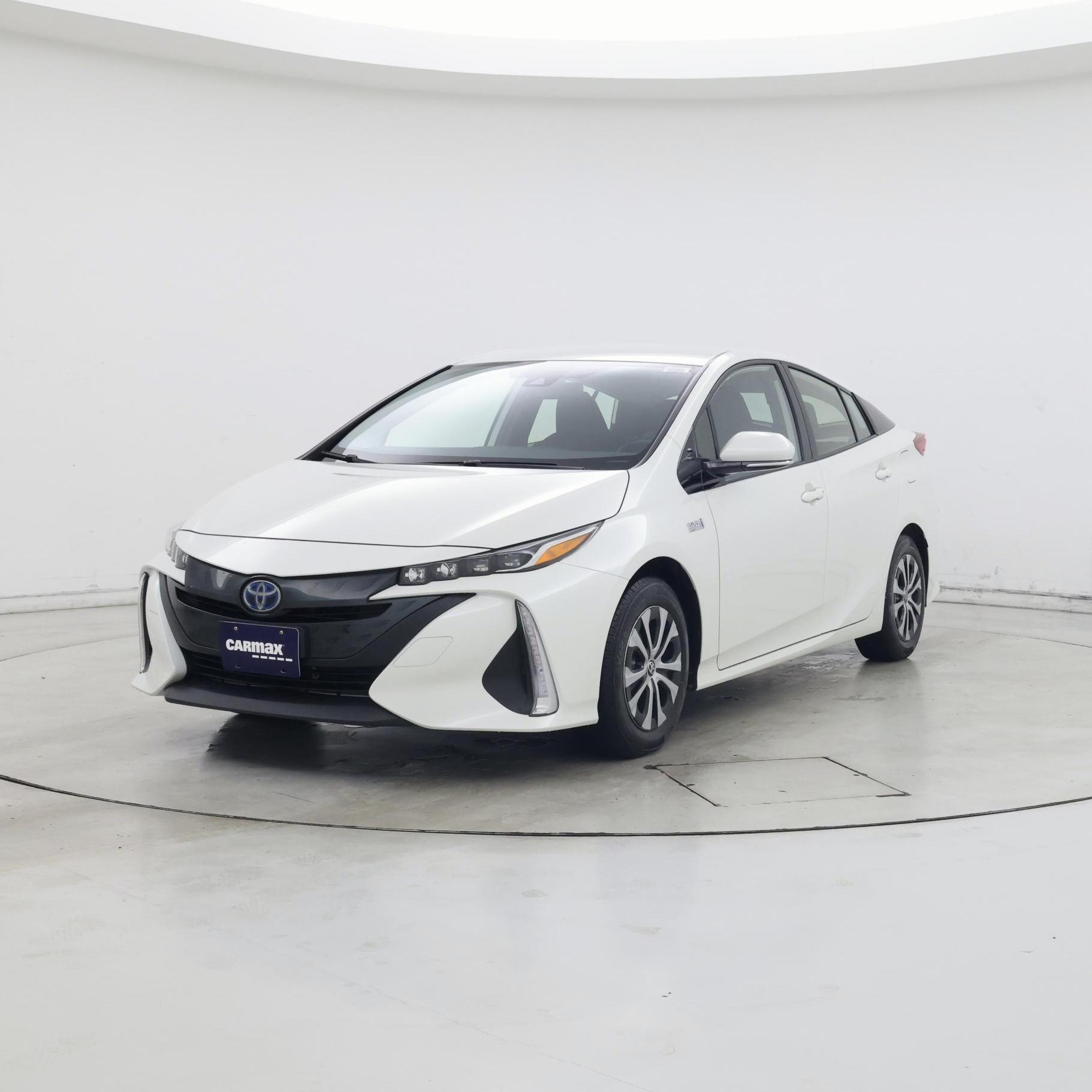 Thumbnail: 2020 Toyota Prius Prime - 4