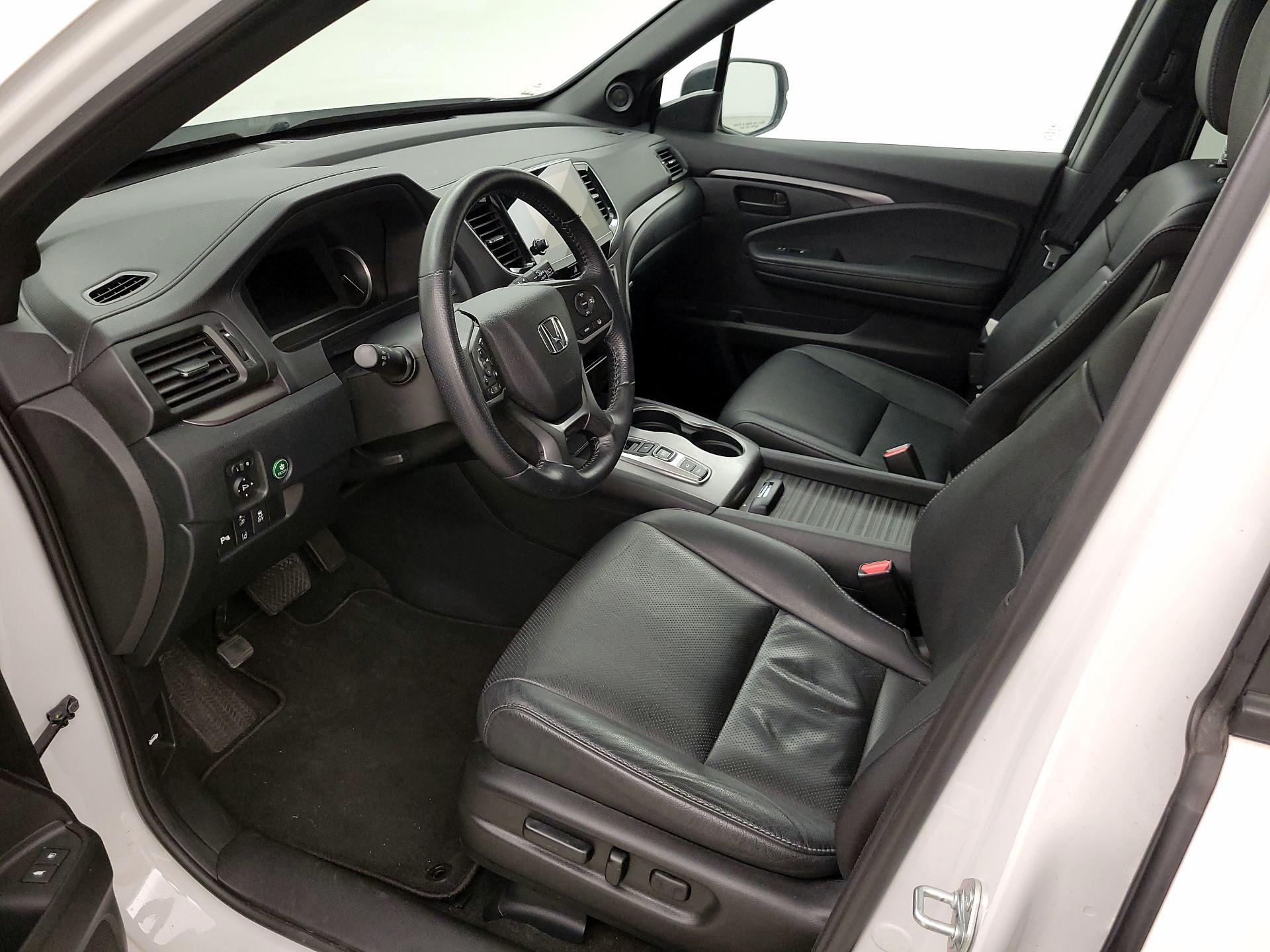 Thumbnail: 2023 Honda Passport - 11