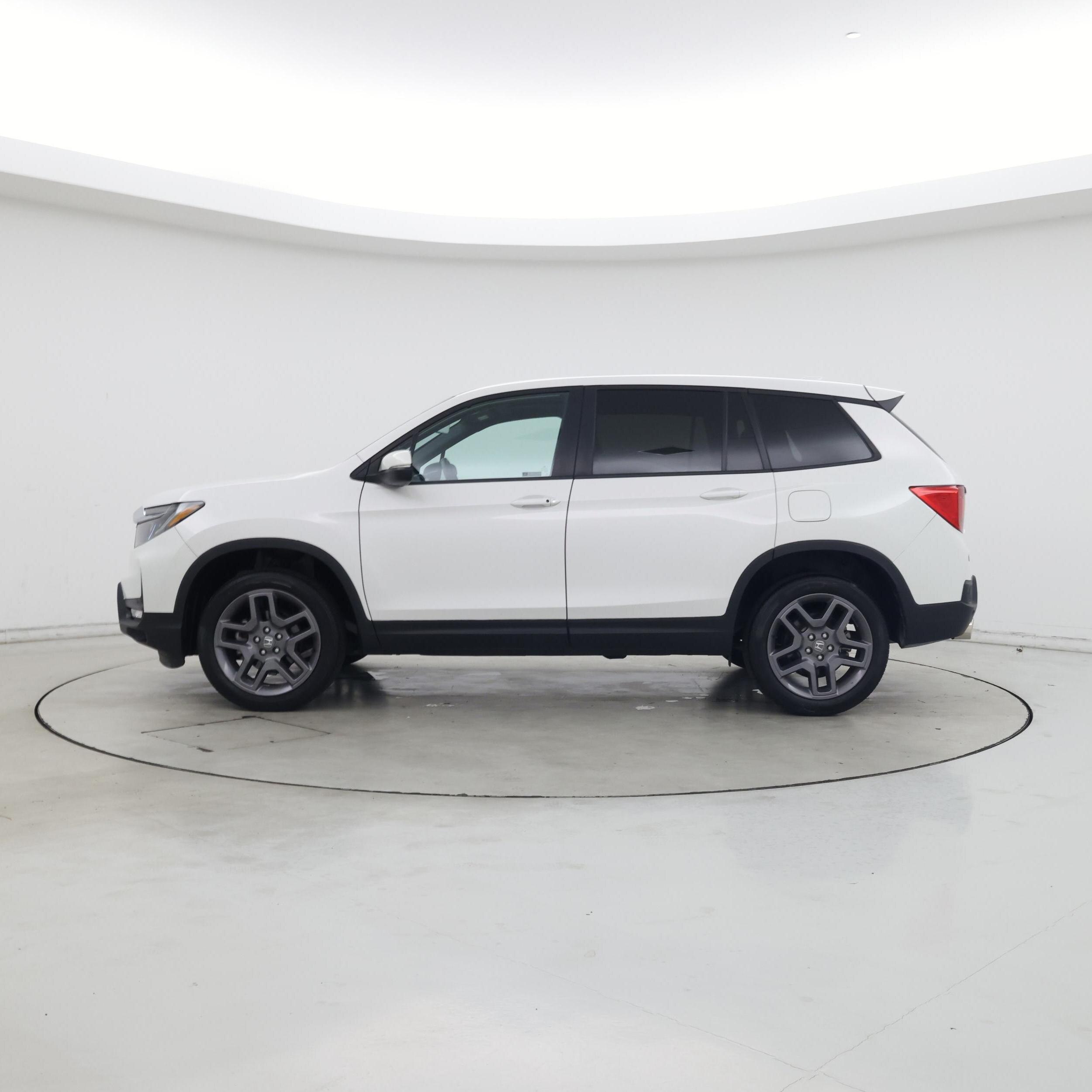 Thumbnail: 2023 Honda Passport - 3