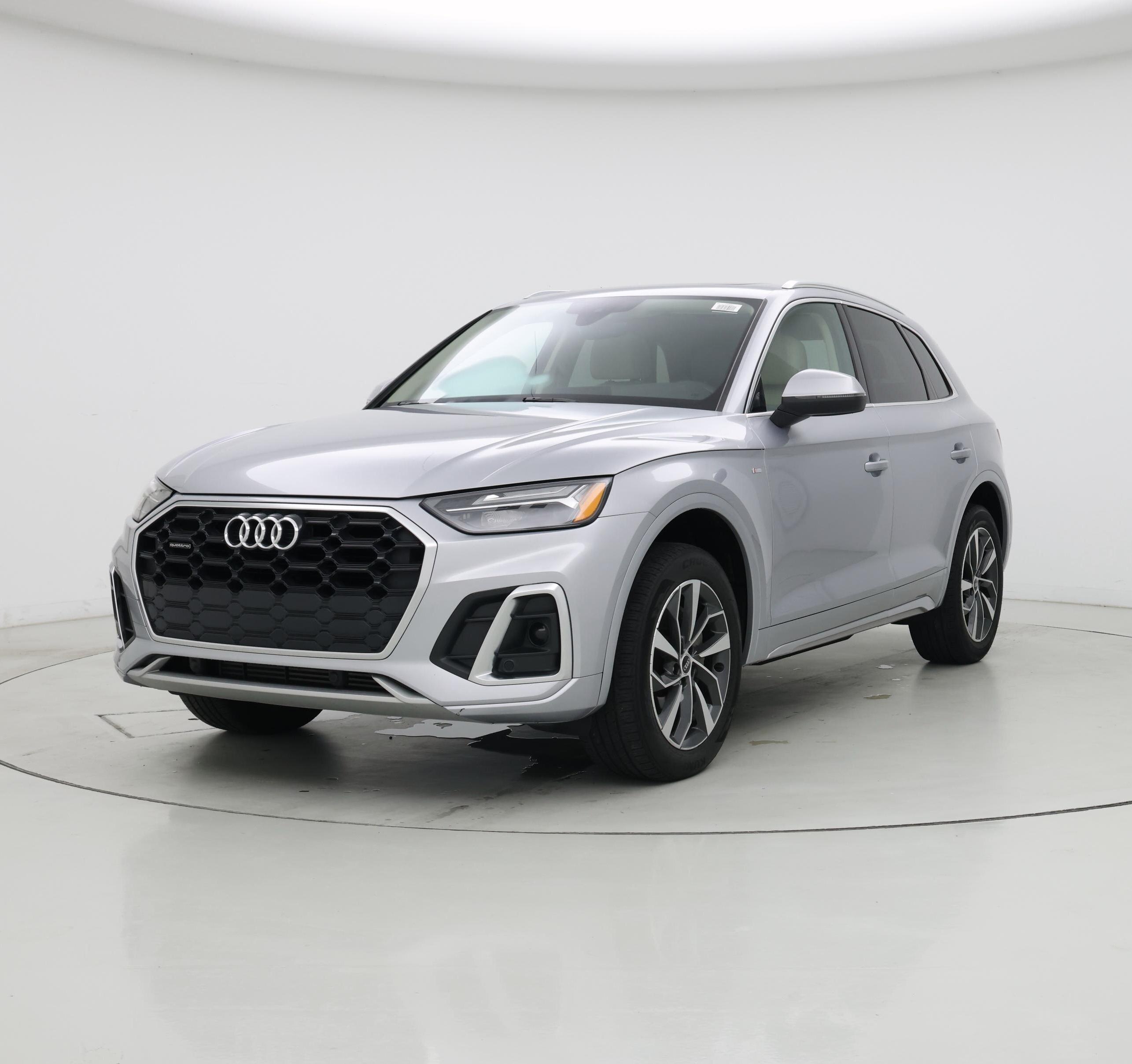 Thumbnail: 2022 Audi Q5 - 4