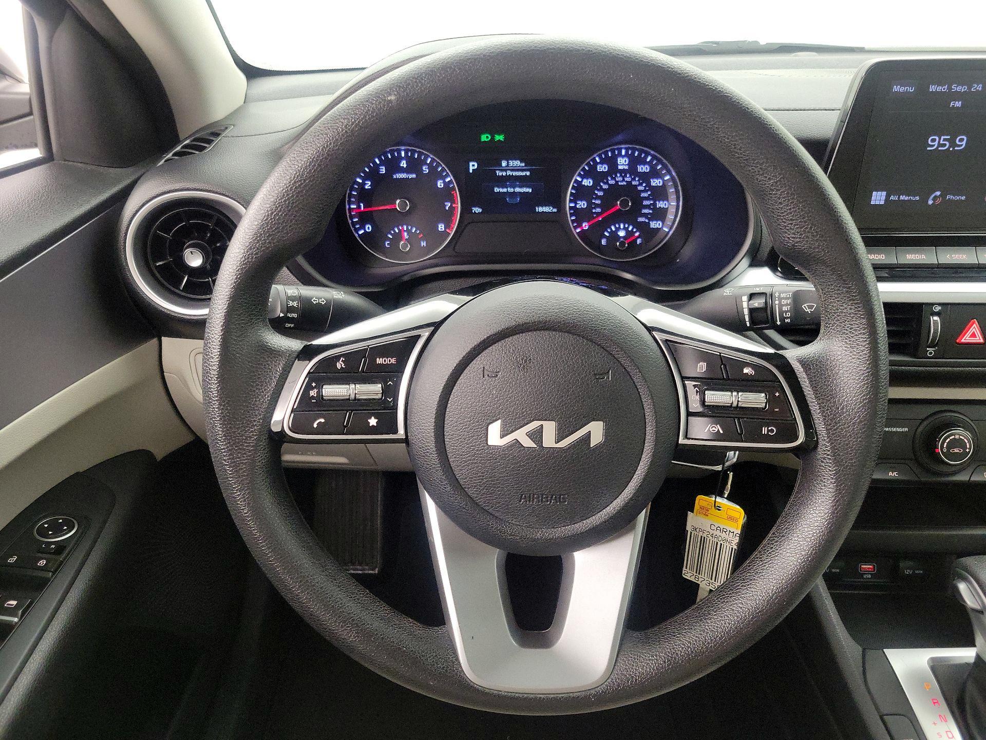 Thumbnail: 2022 Kia Forte - 10