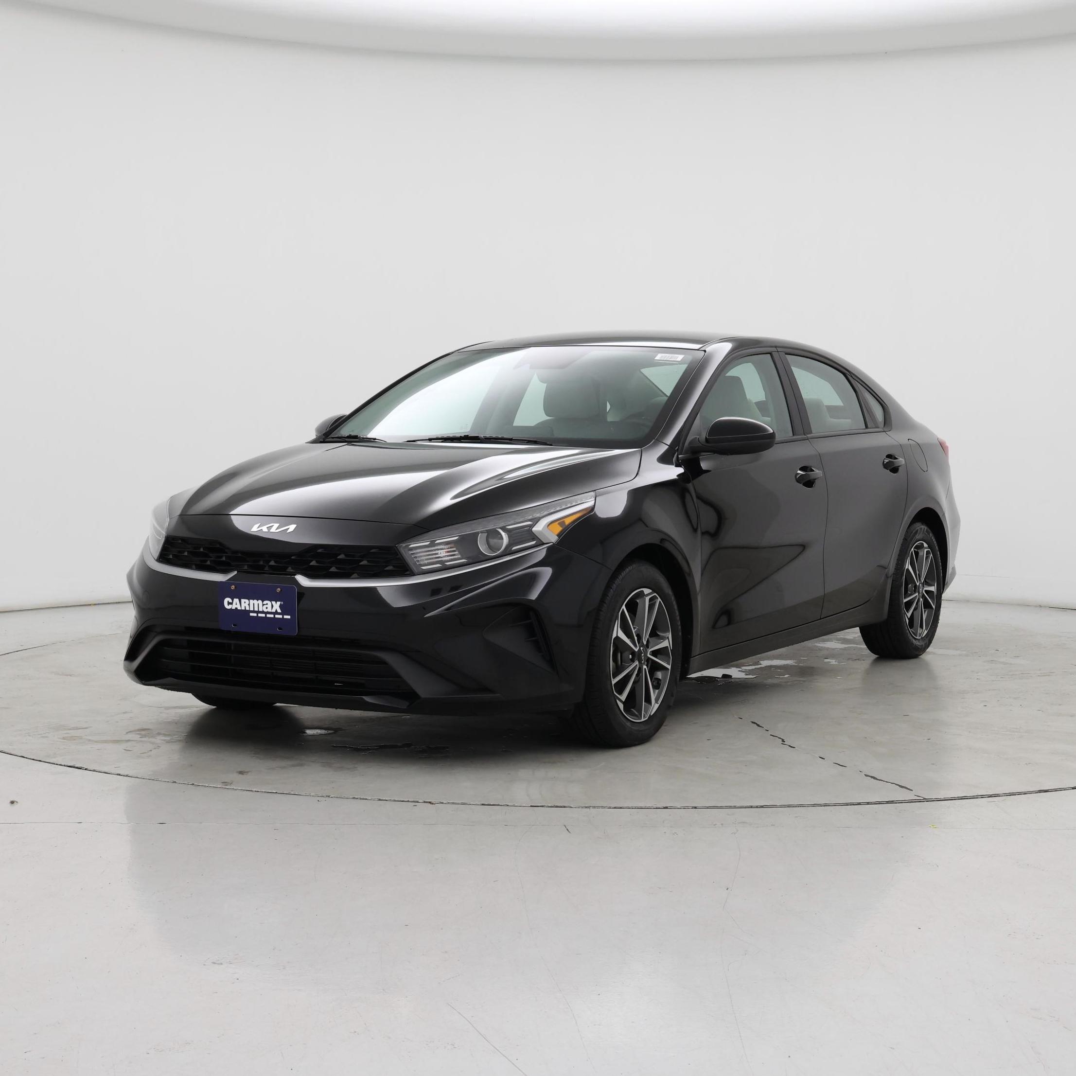 Thumbnail: 2022 Kia Forte - 4