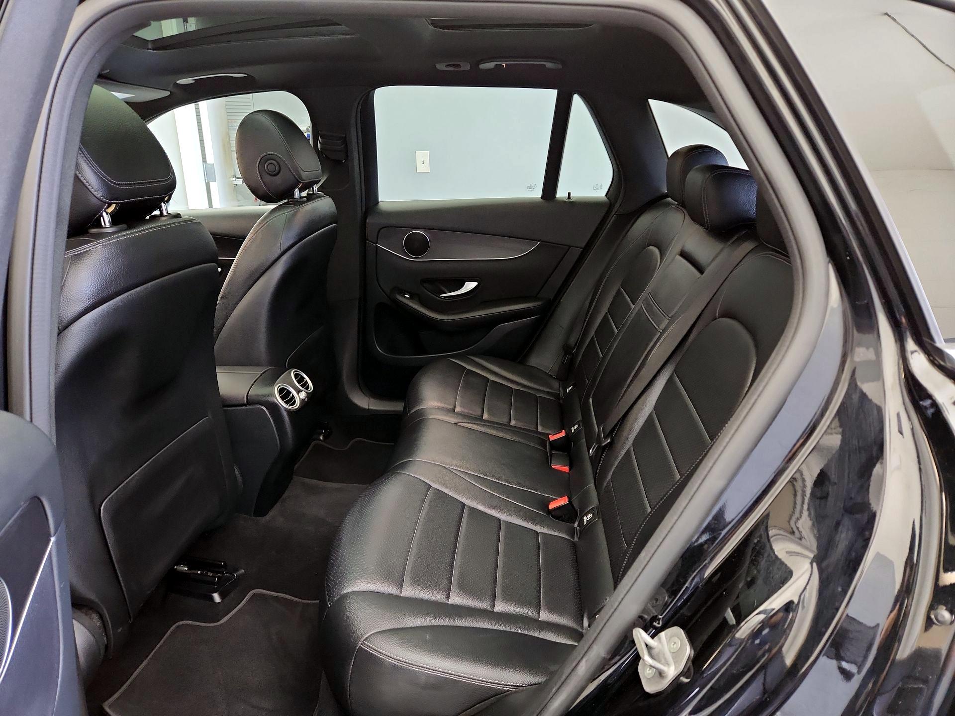 Thumbnail: 2021 Mercedes-Benz GLC - 19