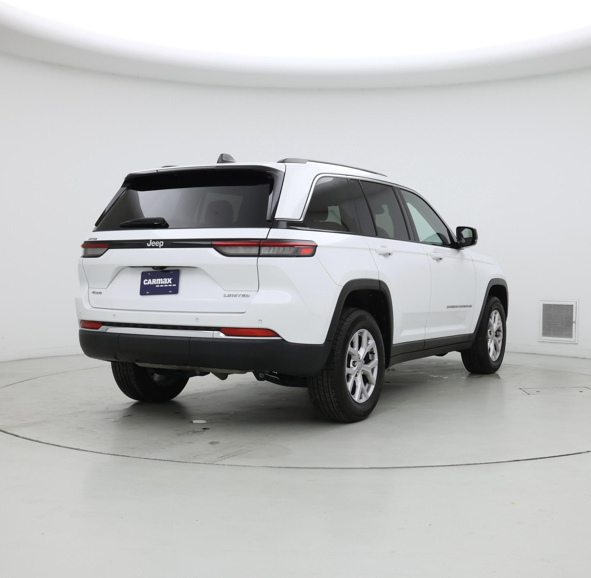 Thumbnail: 2022 Jeep Grand Cherokee - 8