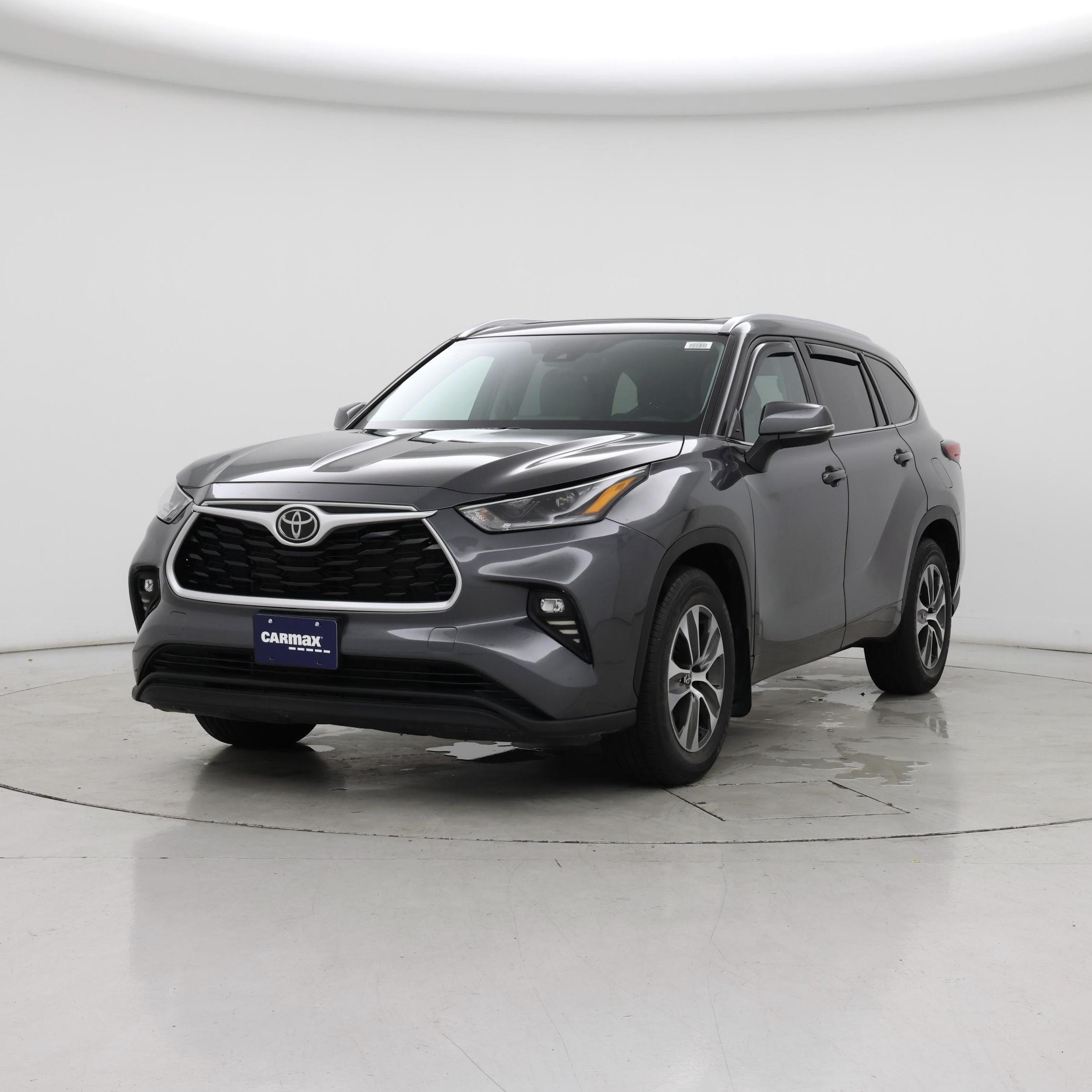 Thumbnail: 2021 Toyota Highlander - 4