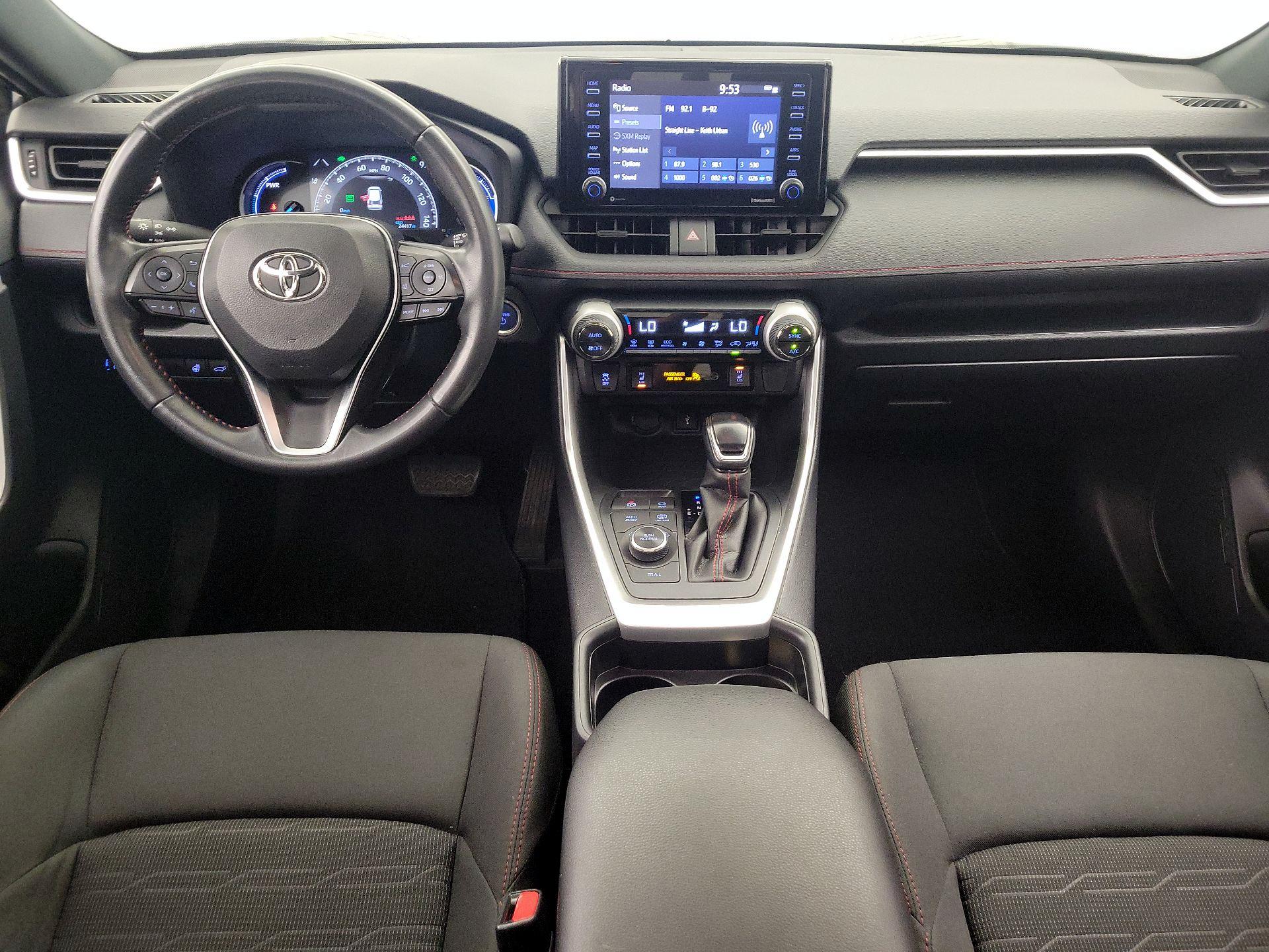 Thumbnail: 2021 Toyota RAV4 - 9