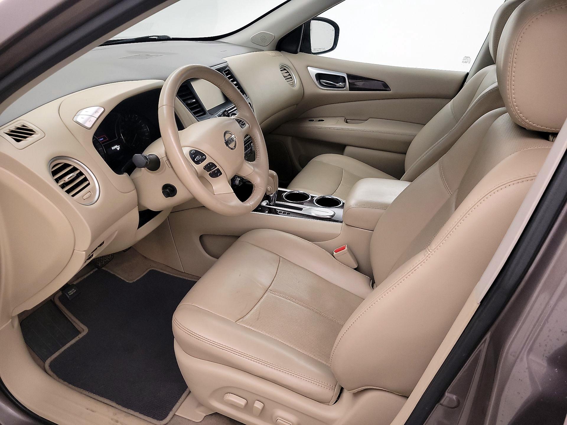 Thumbnail: 2014 Nissan Pathfinder - 11