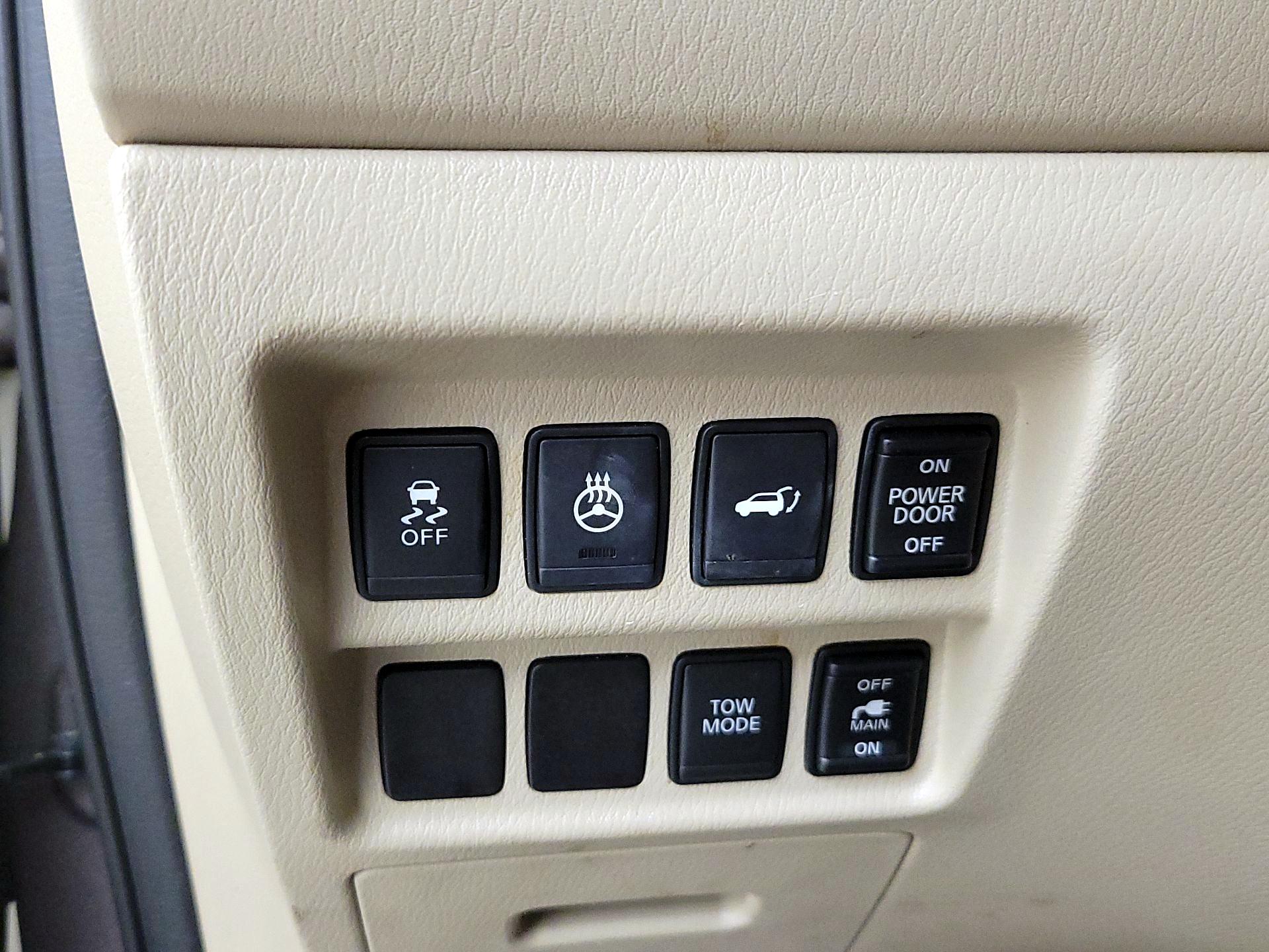 Thumbnail: 2014 Nissan Pathfinder - 13