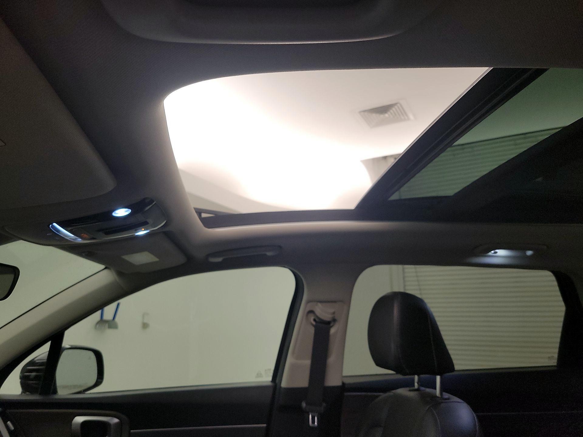 Thumbnail: 2021 Kia Sorento - 17