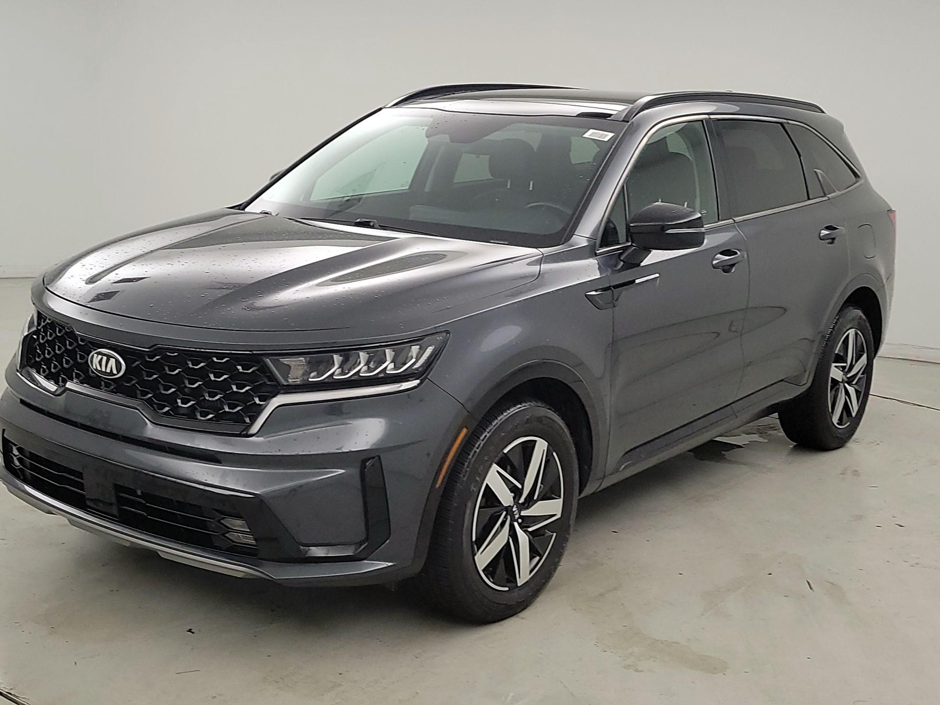 Thumbnail: 2021 Kia Sorento - 3
