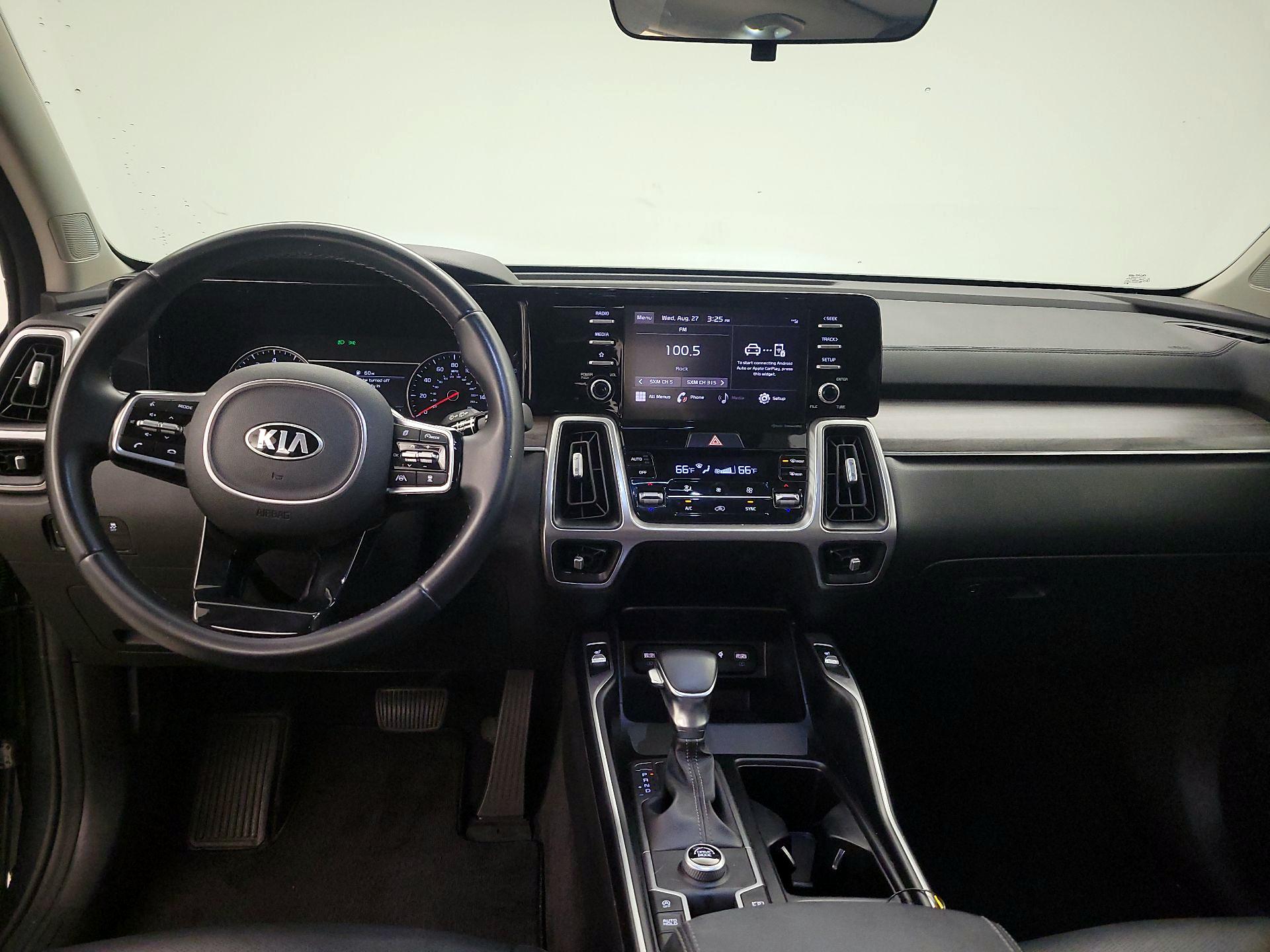 Thumbnail: 2021 Kia Sorento - 8