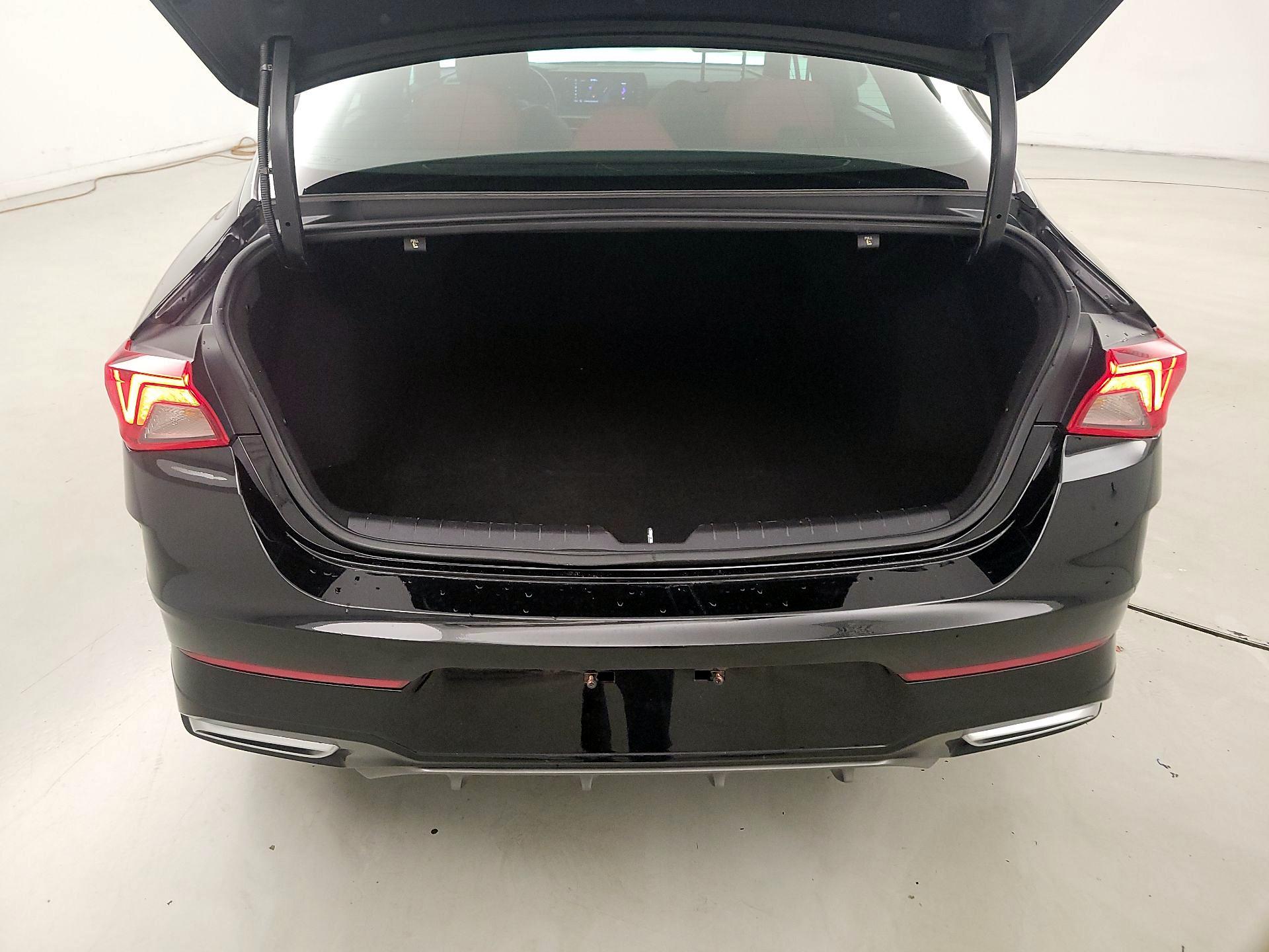 Thumbnail: 2023 Kia K5 - 20