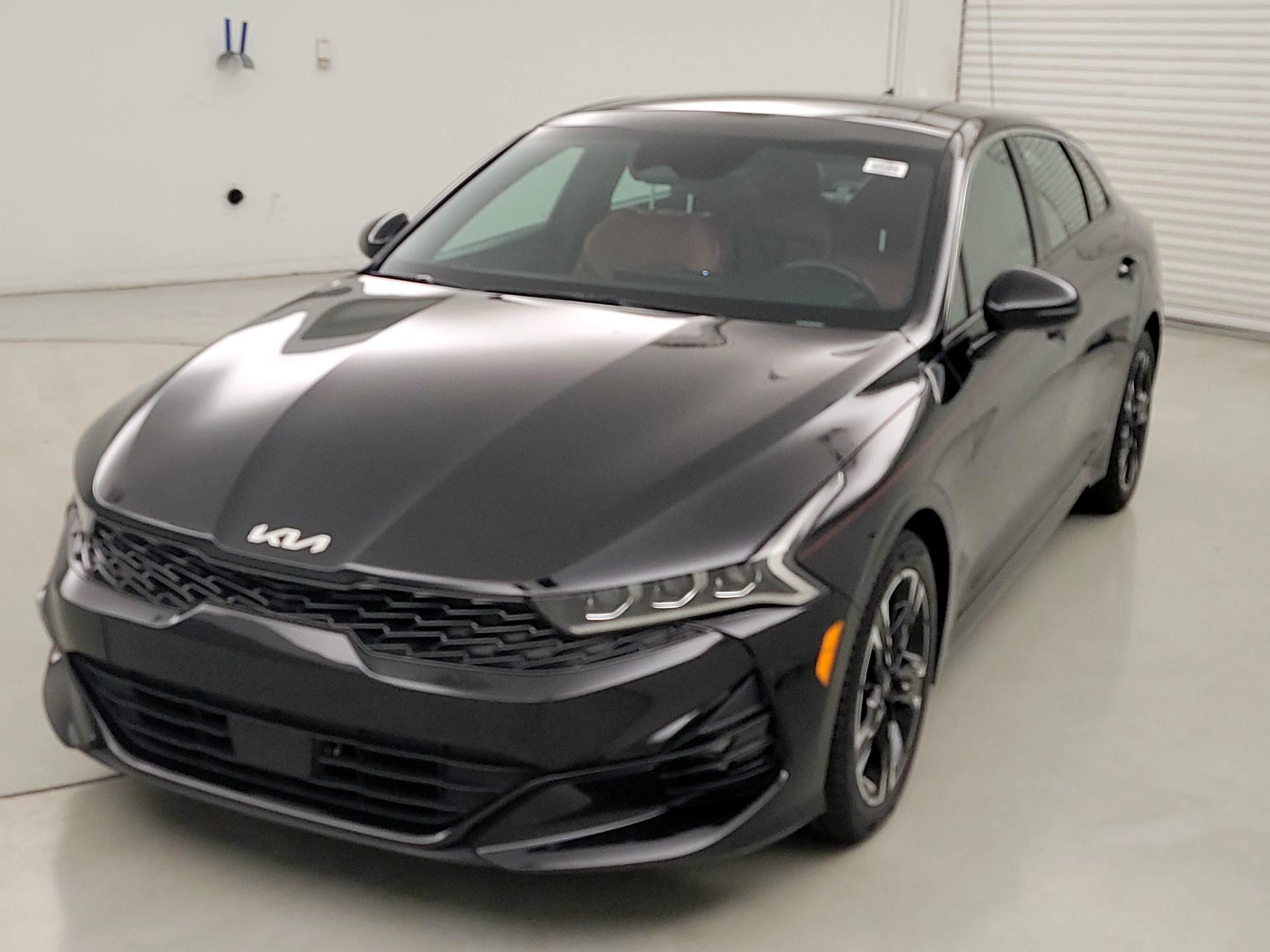 Thumbnail: 2023 Kia K5 - 3