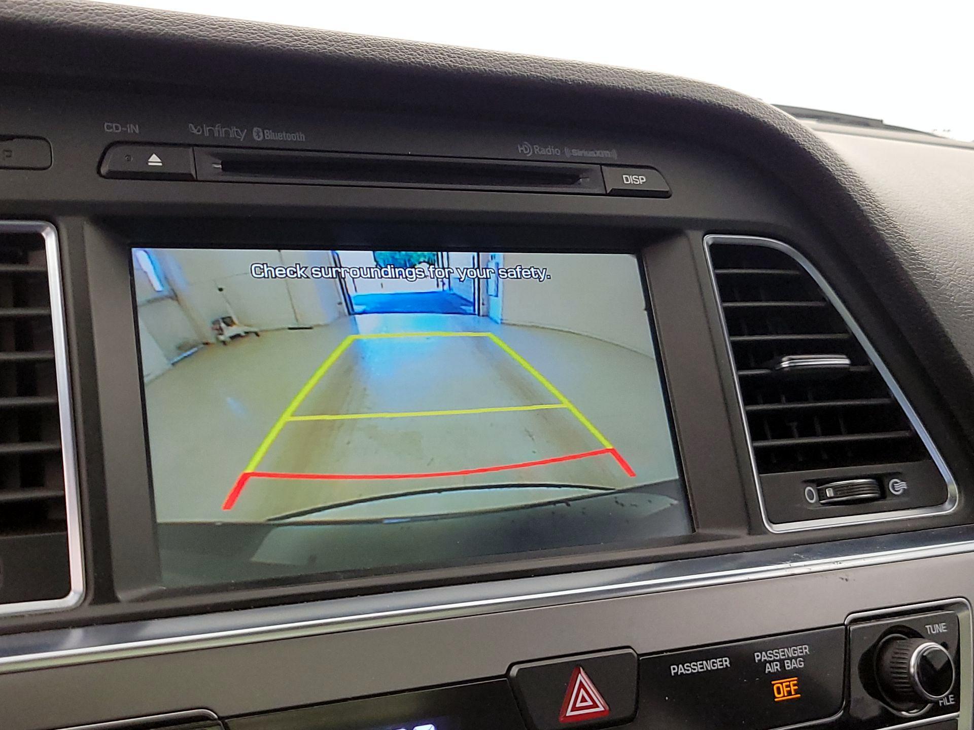 Thumbnail: 2016 Hyundai Sonata - 15
